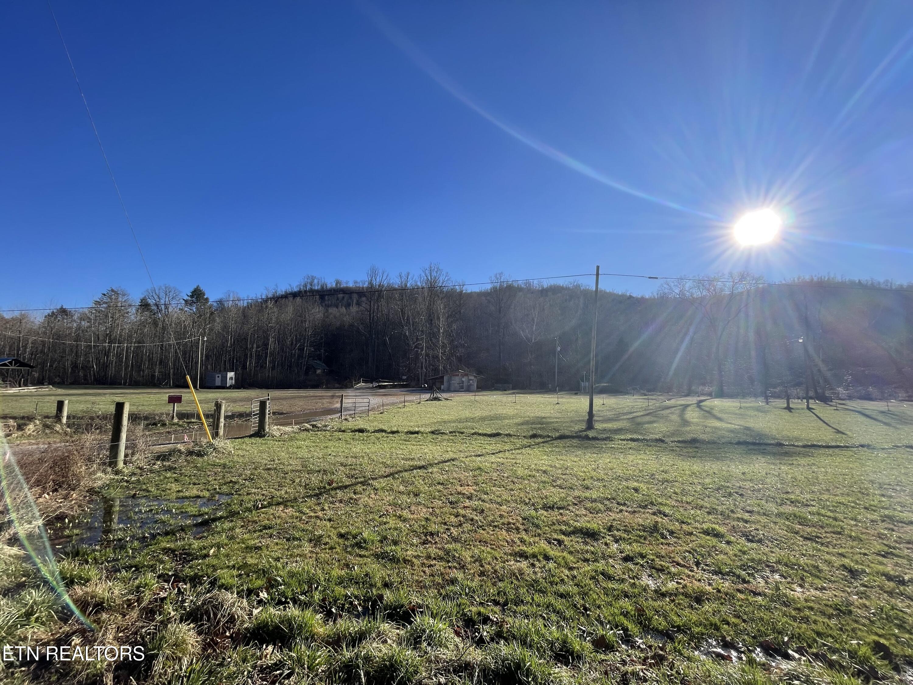 5901 New River Highway Briceville TN 37710