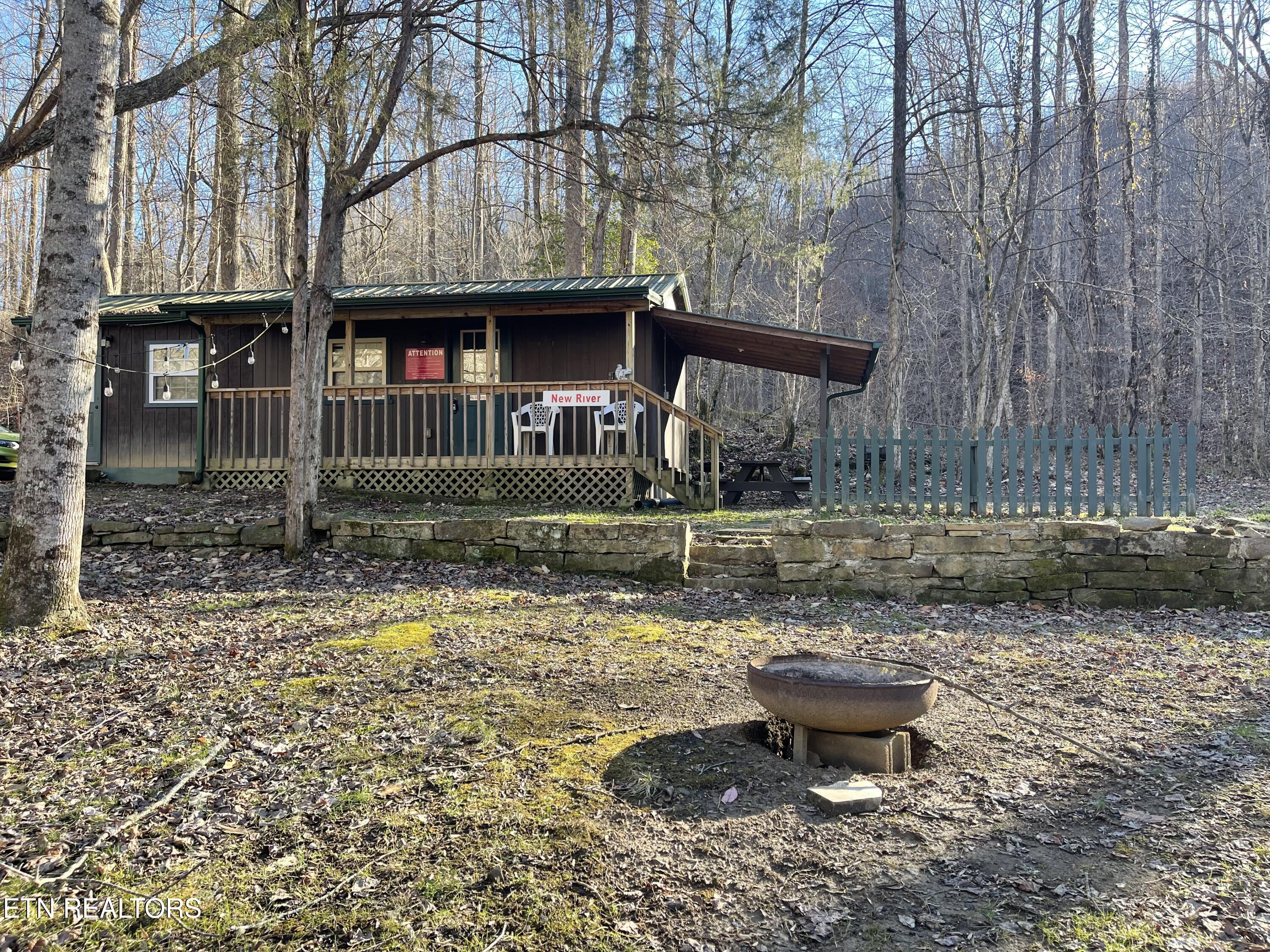5901 New River Highway Briceville TN 37710