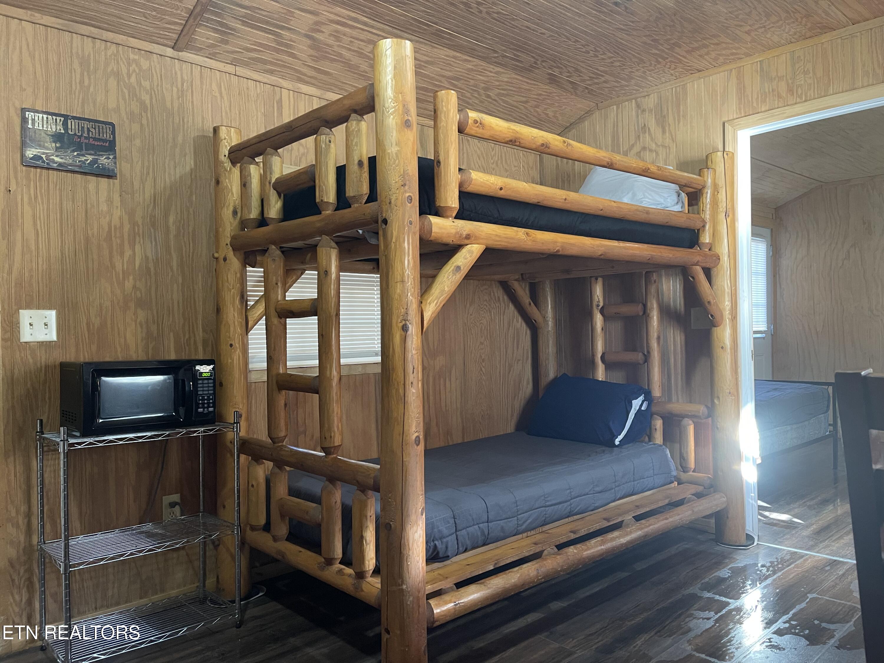 5901 New River Highway Briceville TN 37710