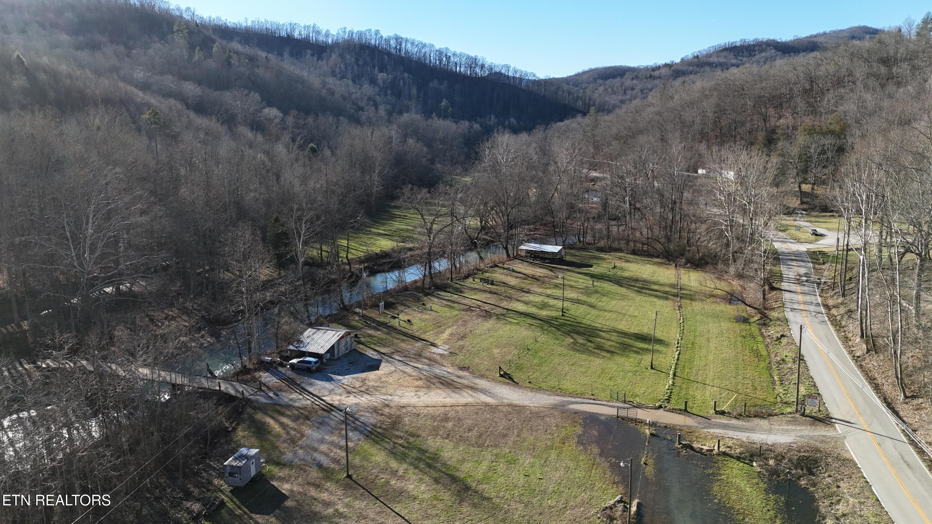 5901 New River Highway Briceville TN 37710