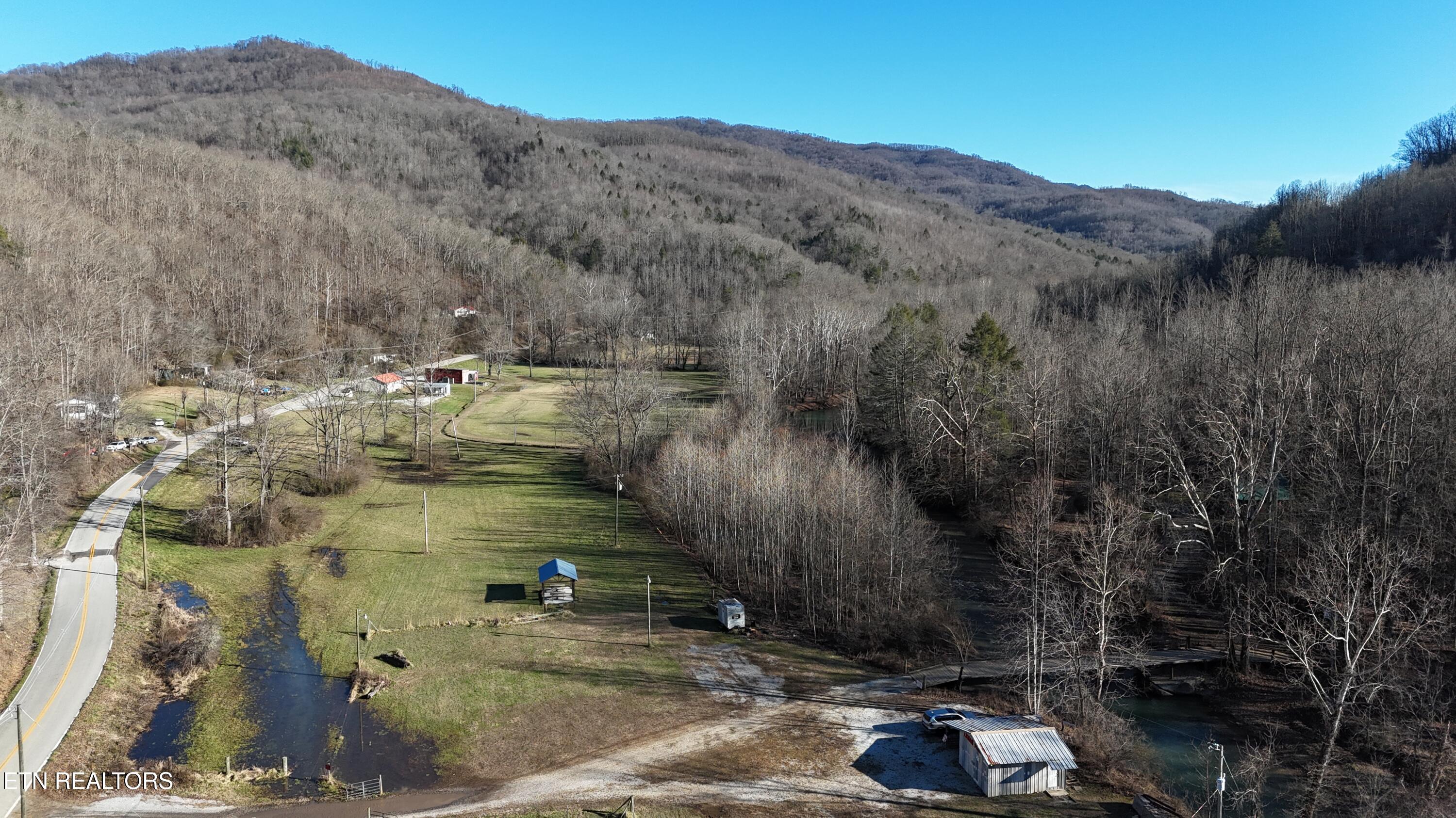 5901 New River Highway Briceville TN 37710