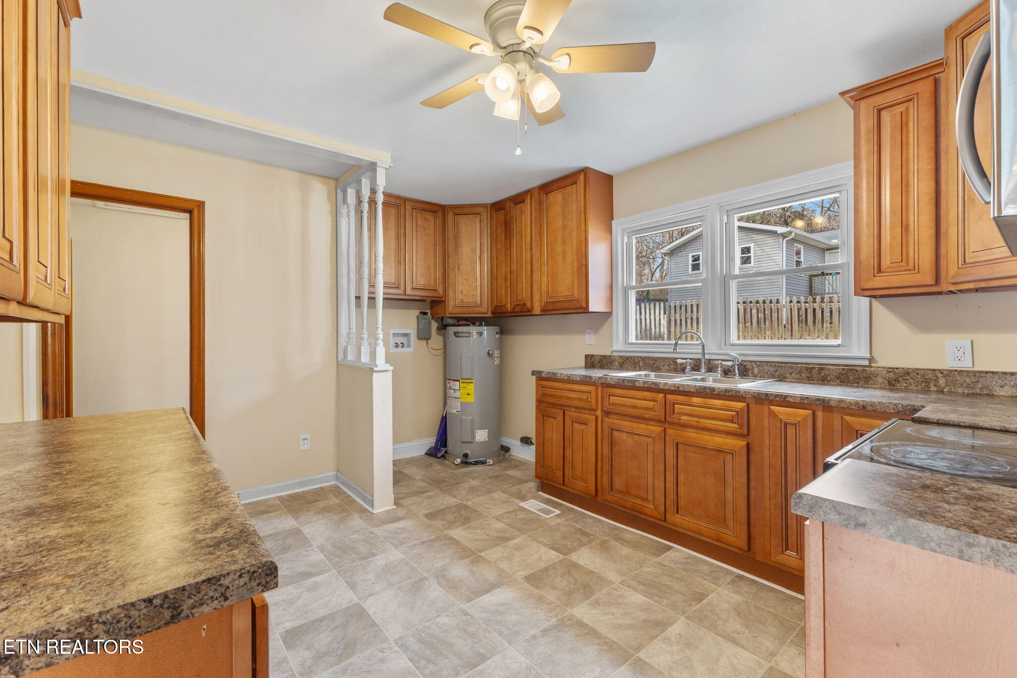 407 Sharp Lane Knoxville TN 37912