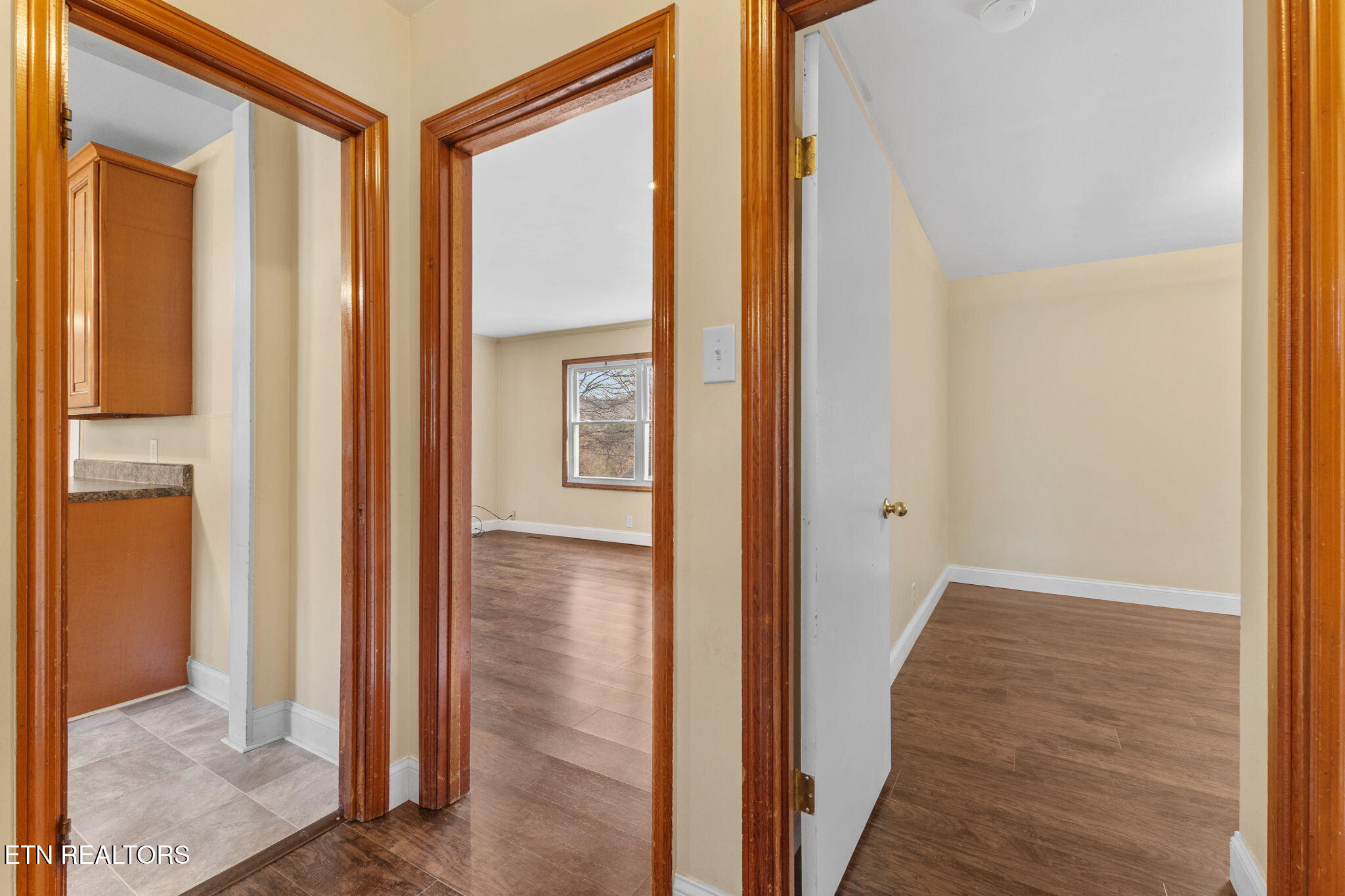 407 Sharp Lane Knoxville TN 37912