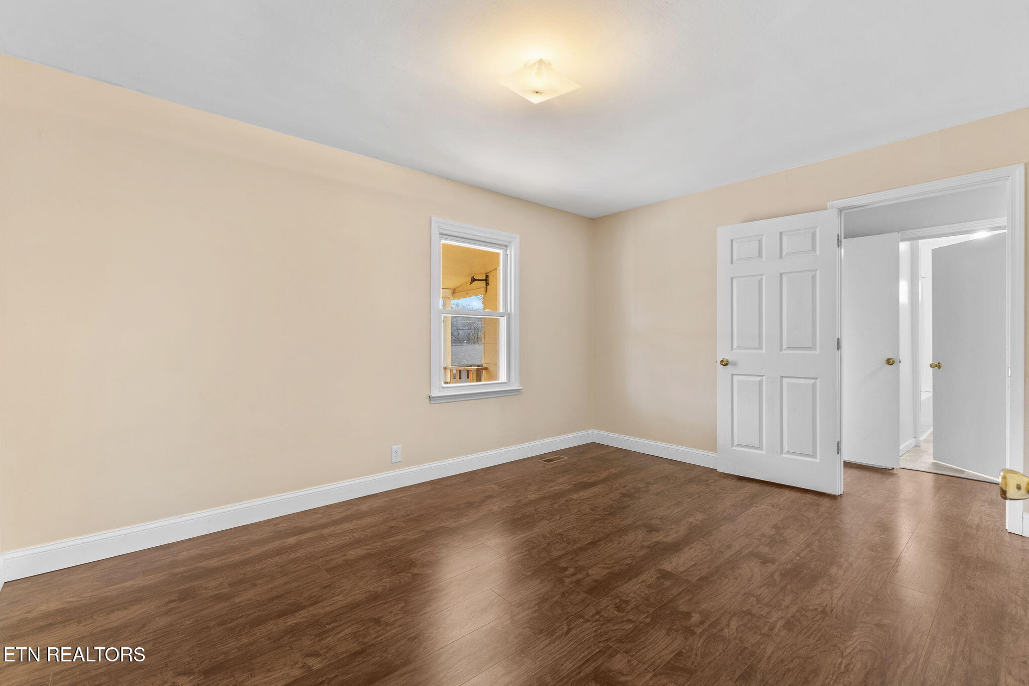 407 Sharp Lane Knoxville TN 37912