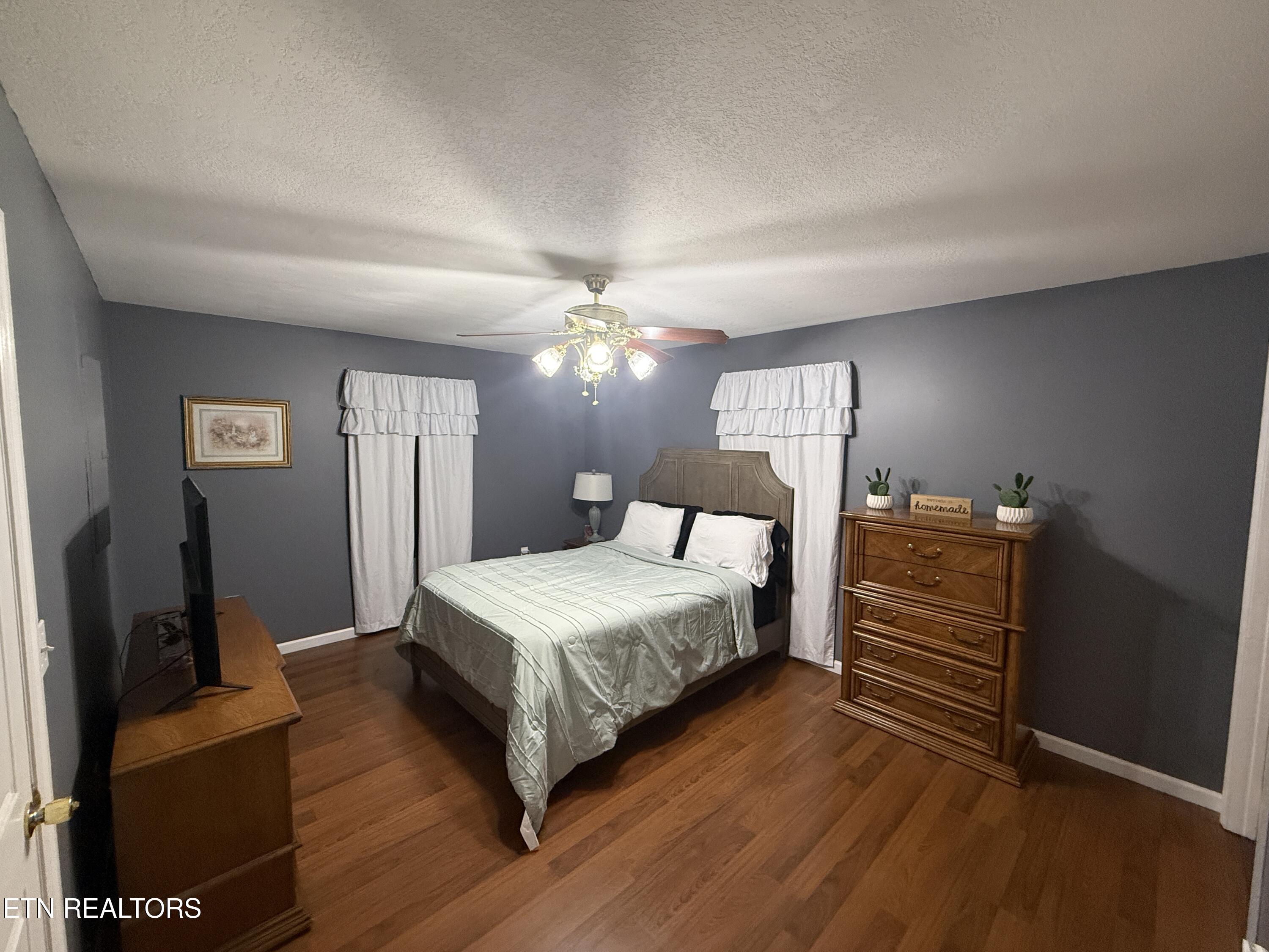 128 Old Stinking Creek Road Lafollette TN 37766