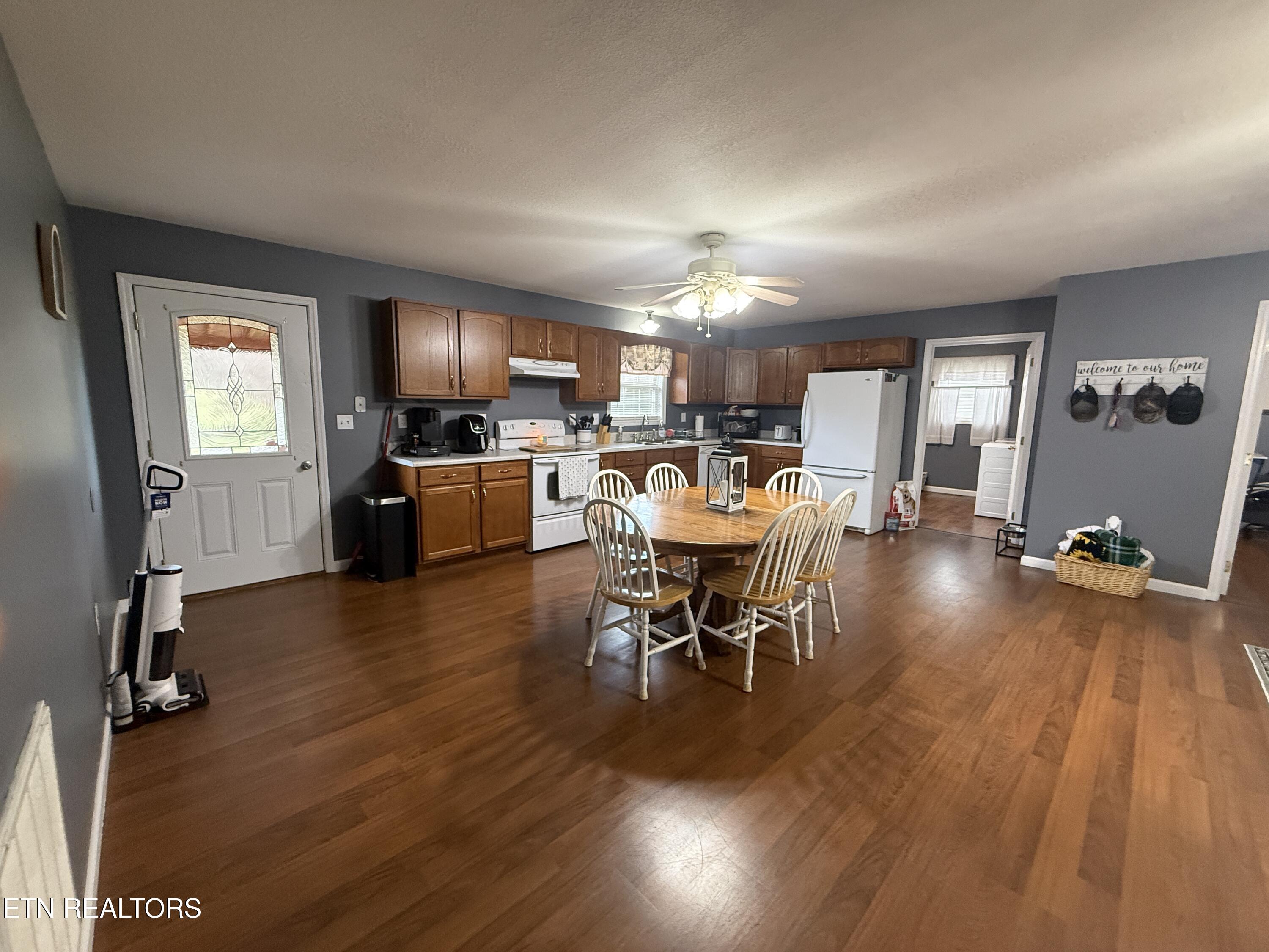 128 Old Stinking Creek Road Lafollette TN 37766
