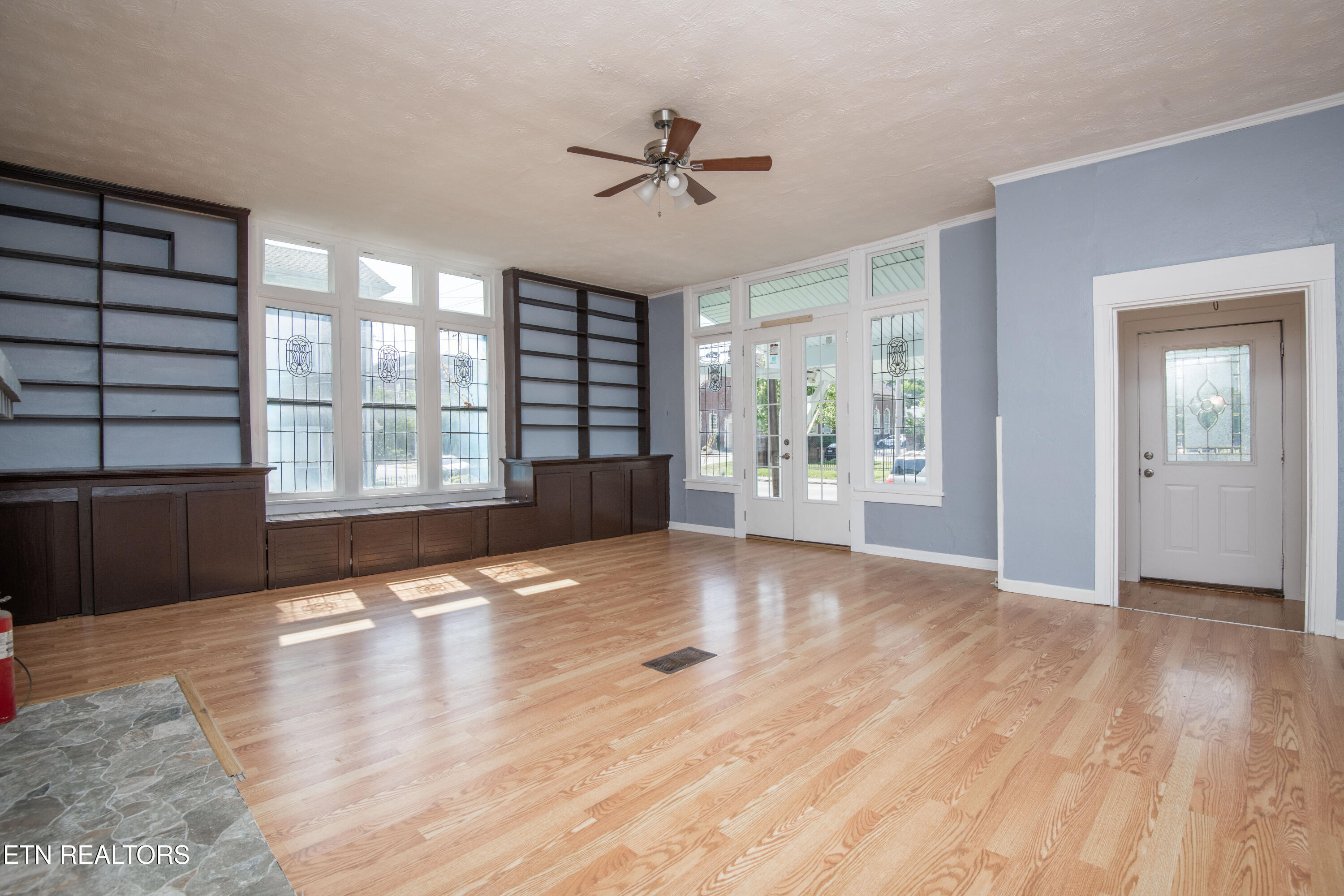 117 E Glenwood Avenue Knoxville TN 37917