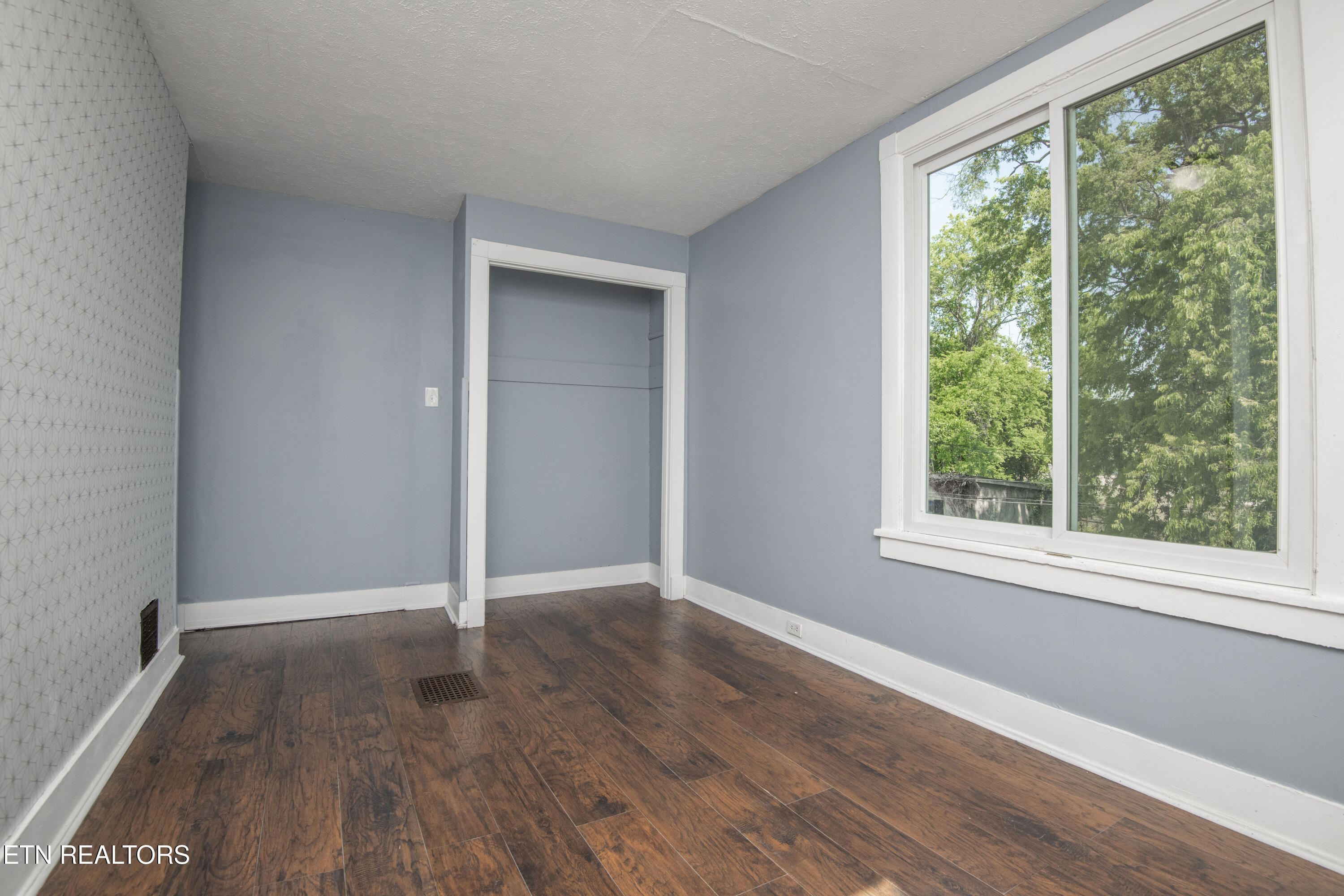 117 E Glenwood Avenue Knoxville TN 37917