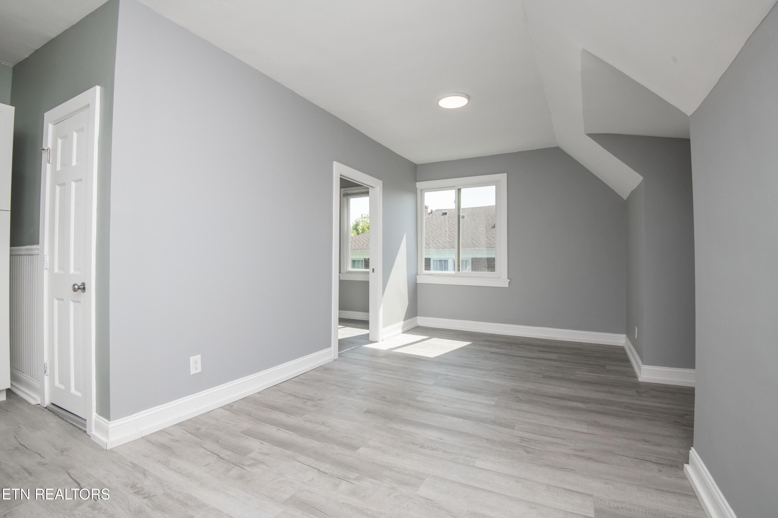 117 E Glenwood Avenue Knoxville TN 37917