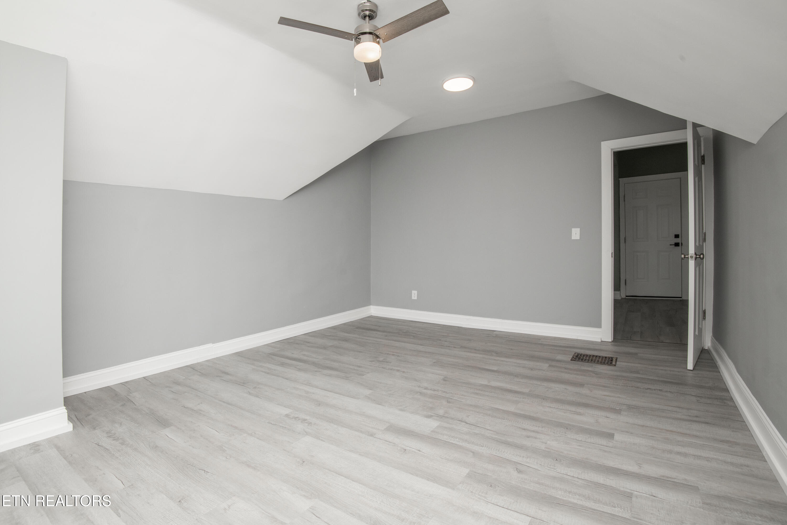 117 E Glenwood Avenue Knoxville TN 37917