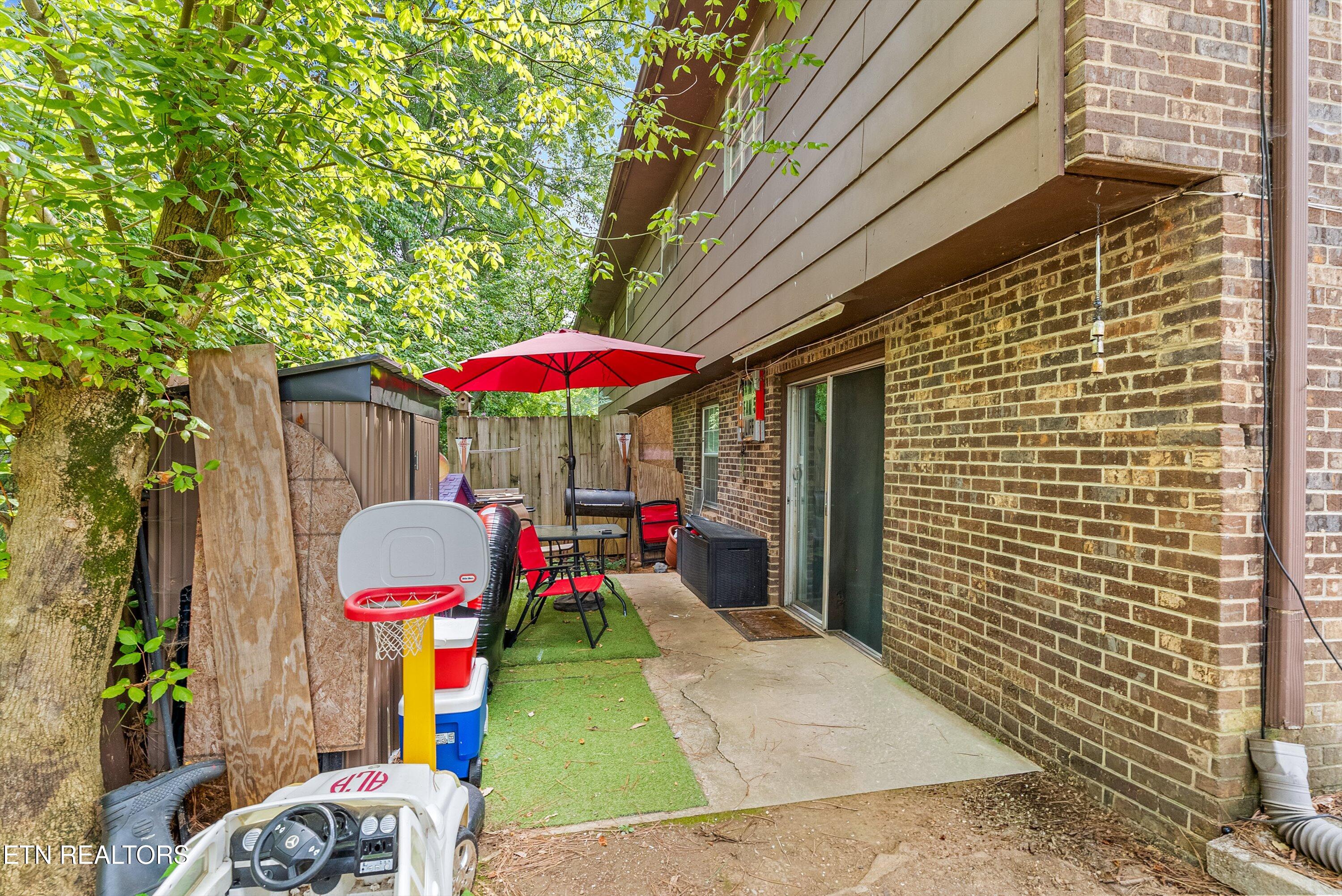 8736 Gleason Drive Knoxville TN 37923