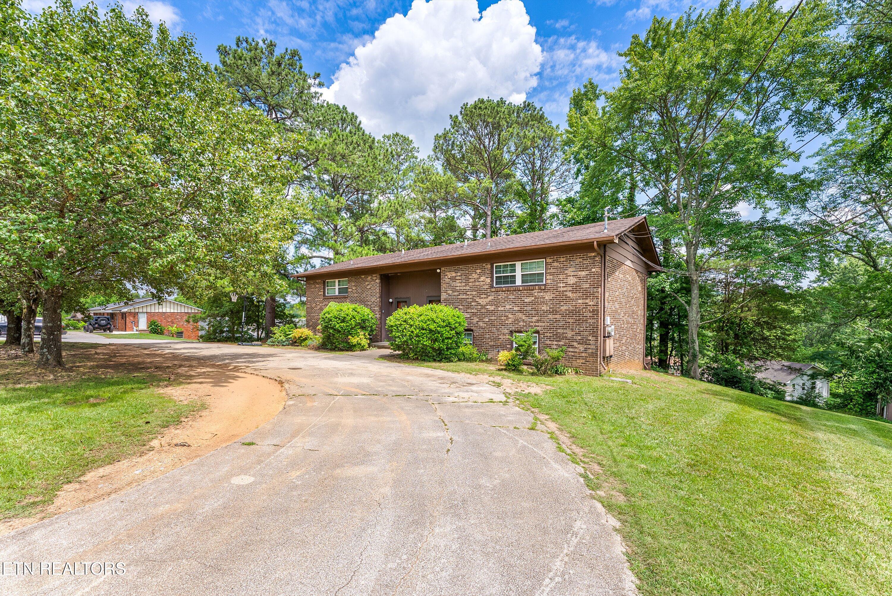 8736 Gleason Drive Knoxville TN 37923
