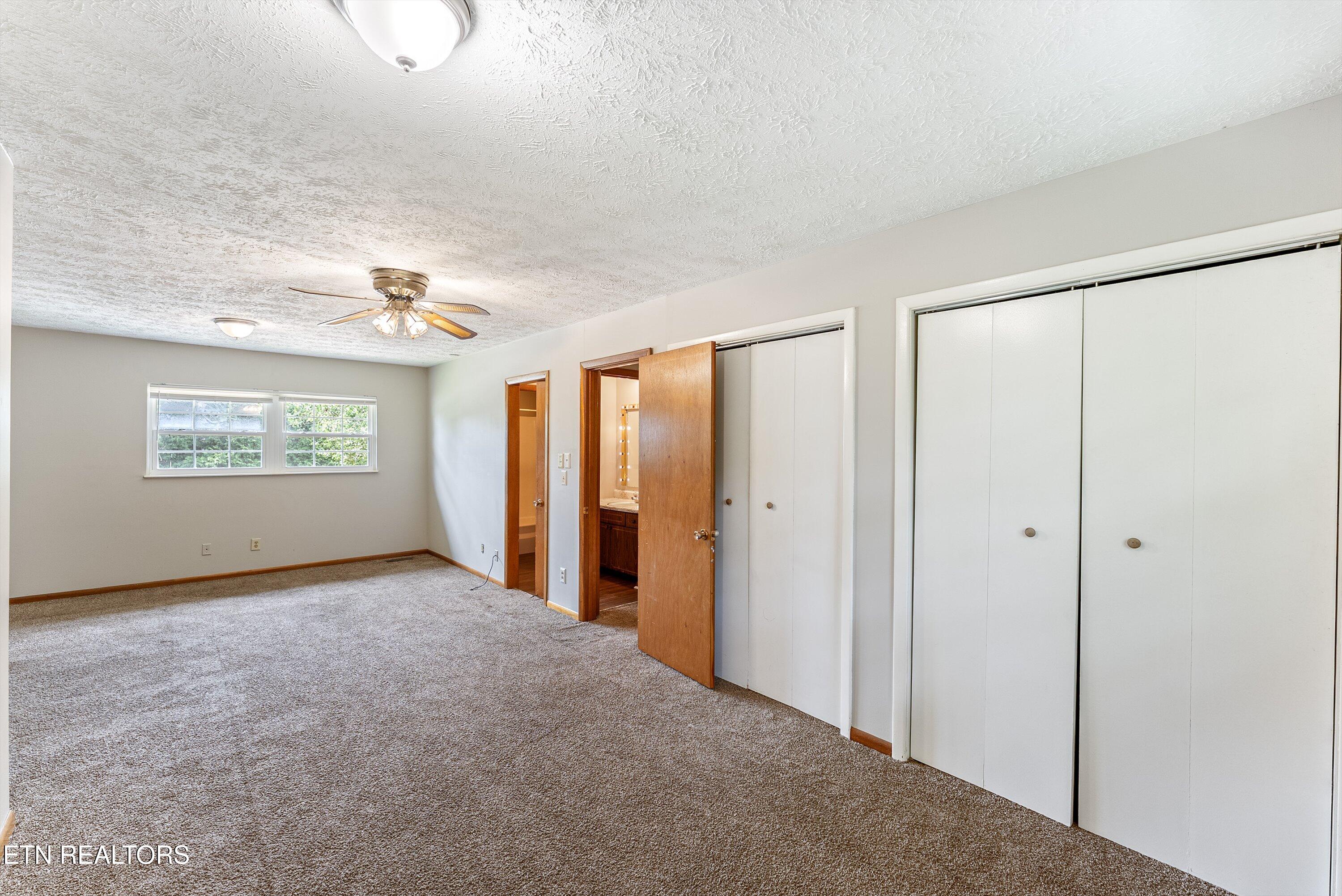8736 Gleason Drive Knoxville TN 37923
