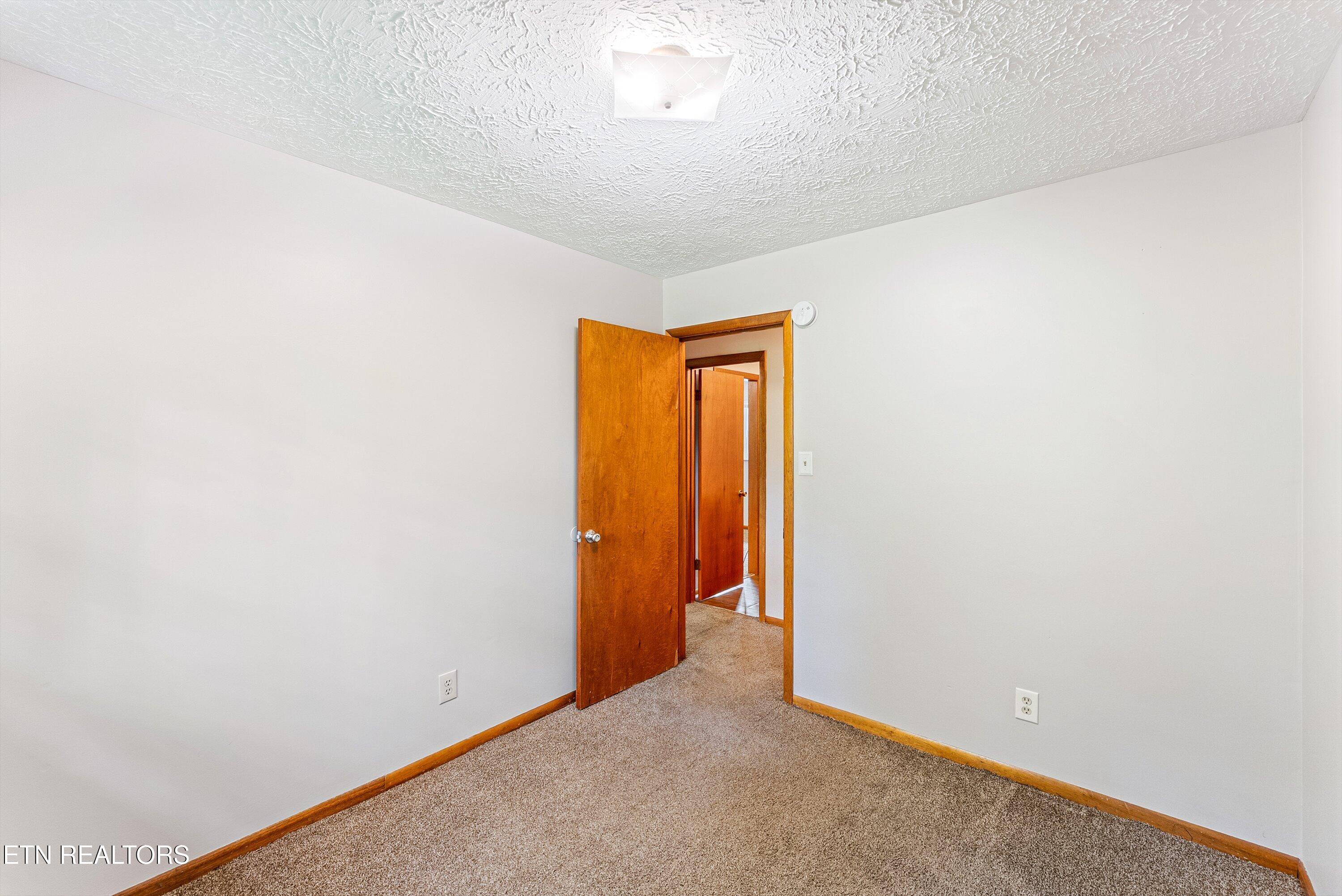 8736 Gleason Drive Knoxville TN 37923