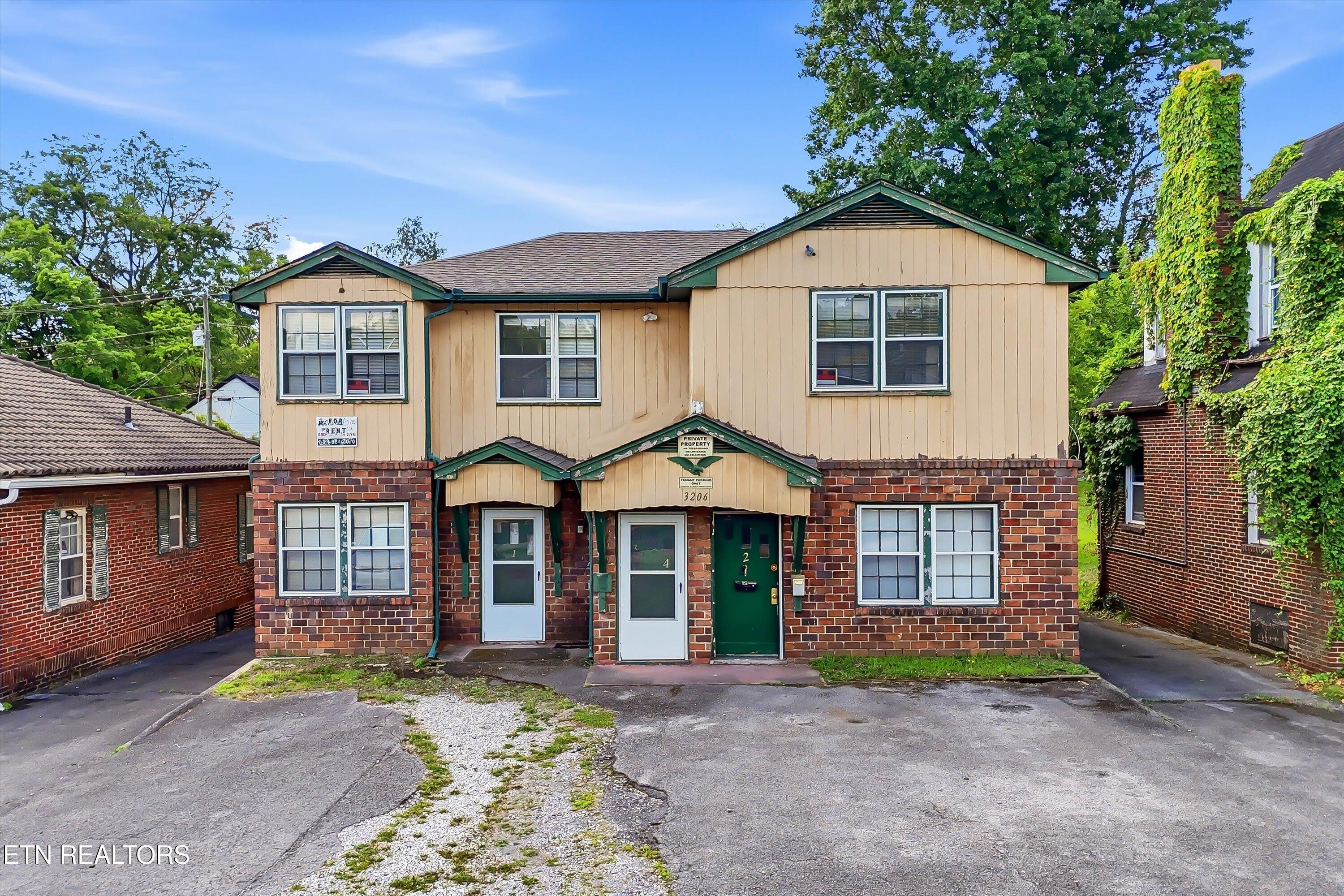 3206 E Magnolia Avenue Knoxville TN 37914