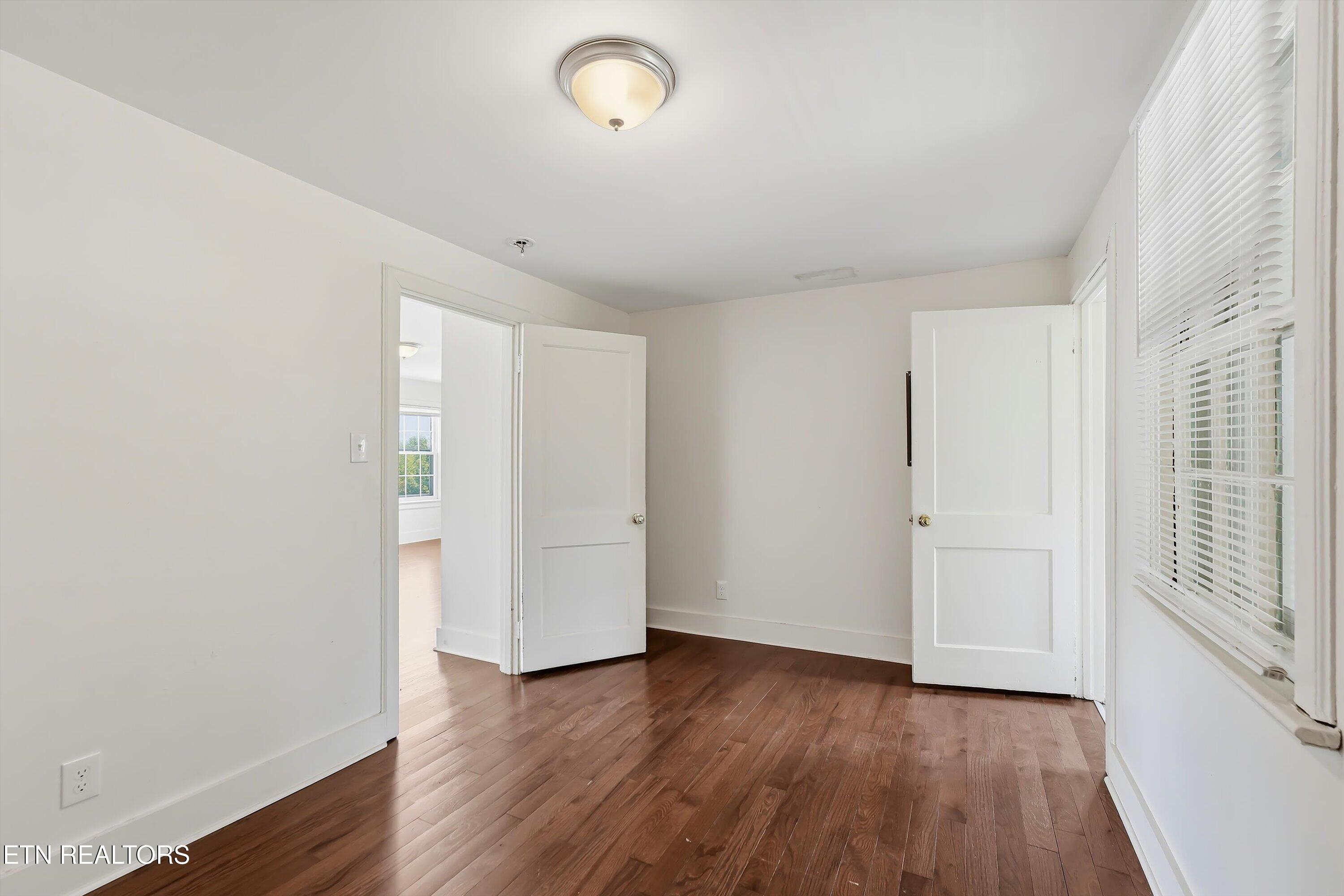 3206 E Magnolia Avenue Knoxville TN 37914
