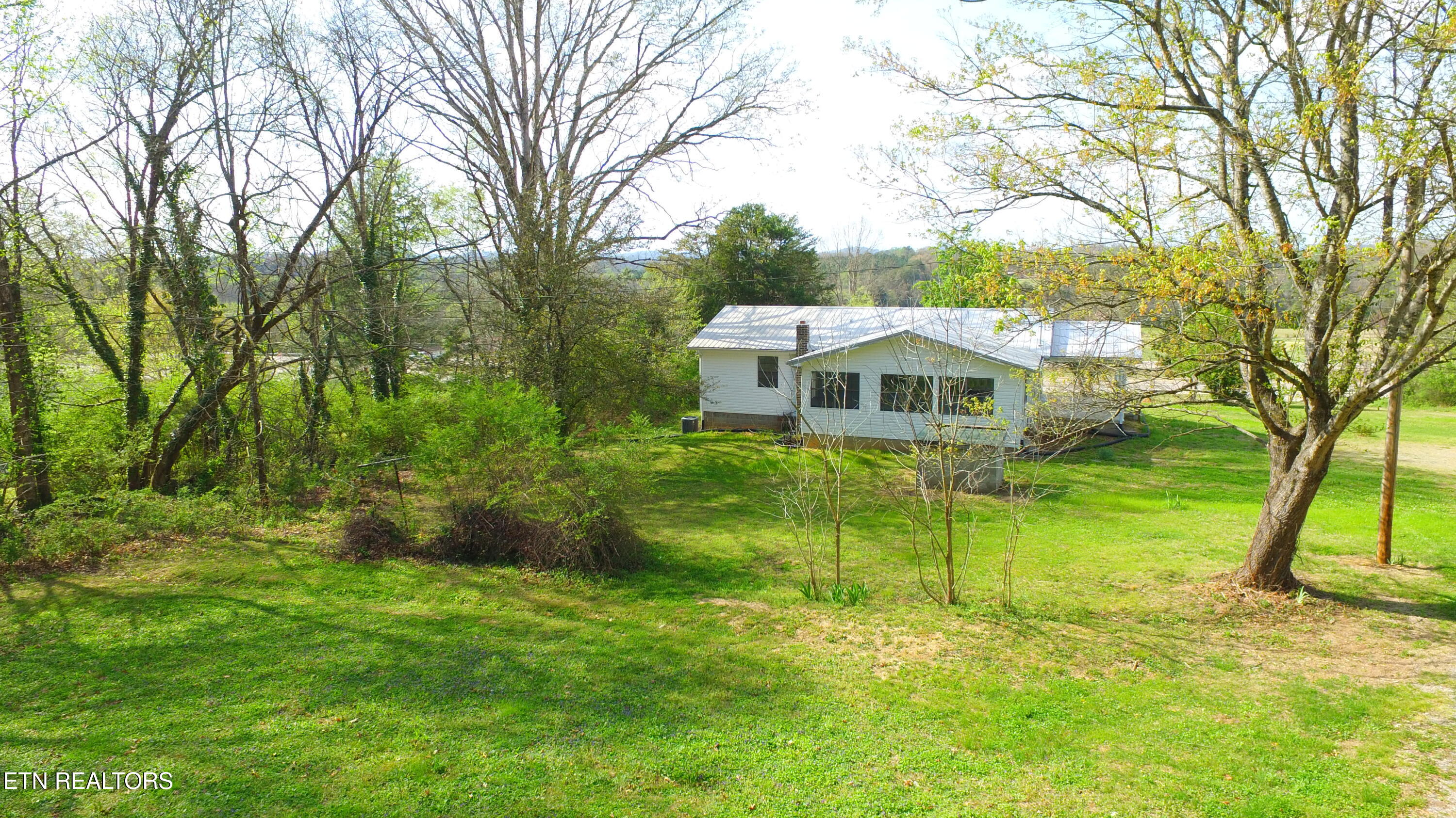 2761 Highway 411 Madisonville TN 37354