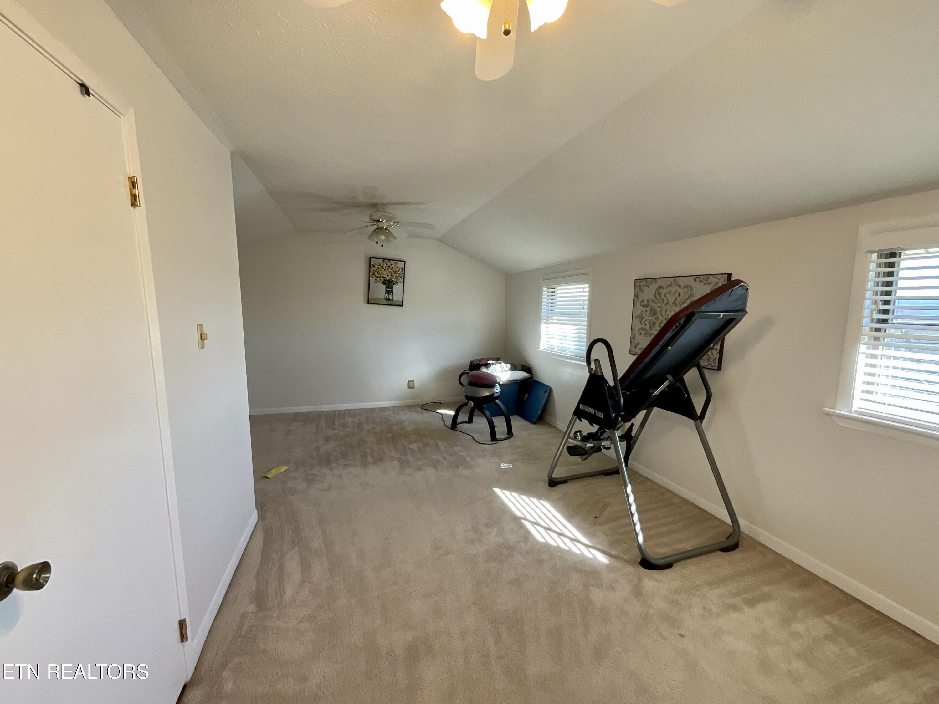 627 E Copeland Drive Powell TN 37849