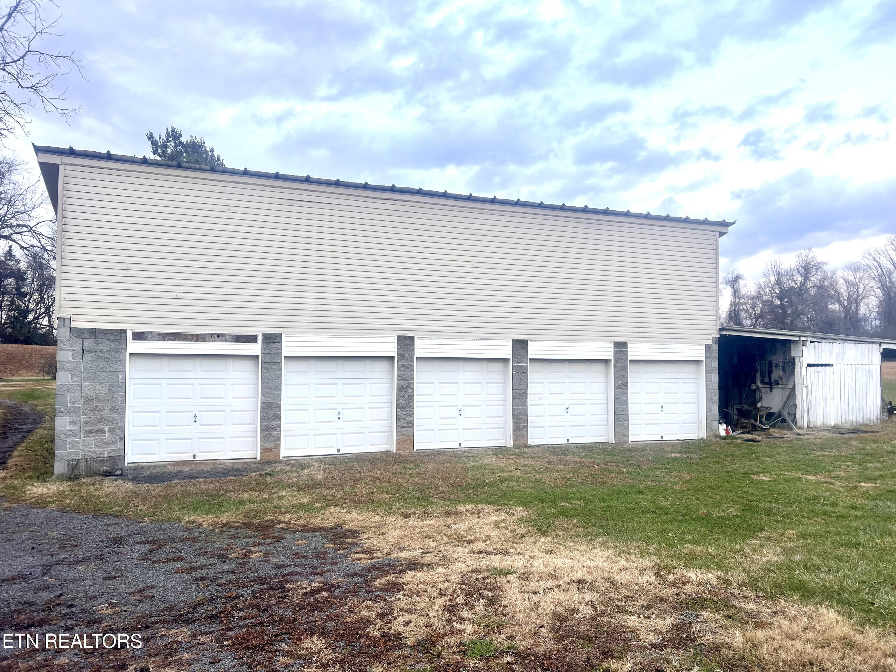 627 E Copeland Drive Powell TN 37849