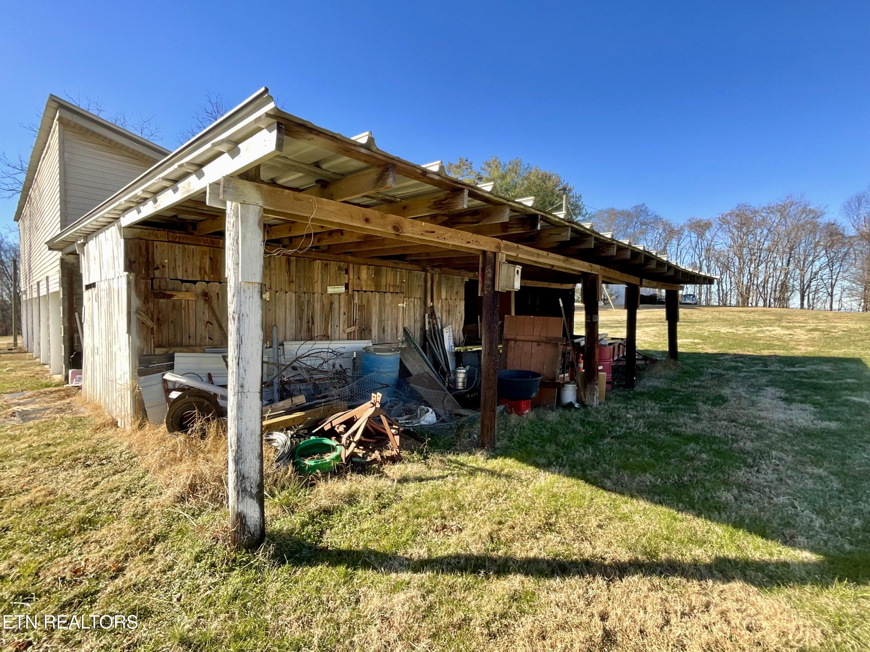 627 E Copeland Drive Powell TN 37849