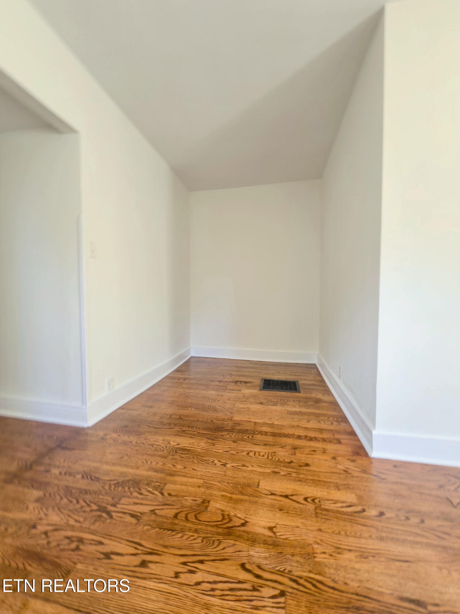 416 E Churchwell Avenue Knoxville TN 37917