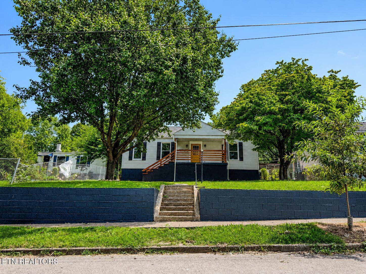 416 E Churchwell Avenue Knoxville TN 37917