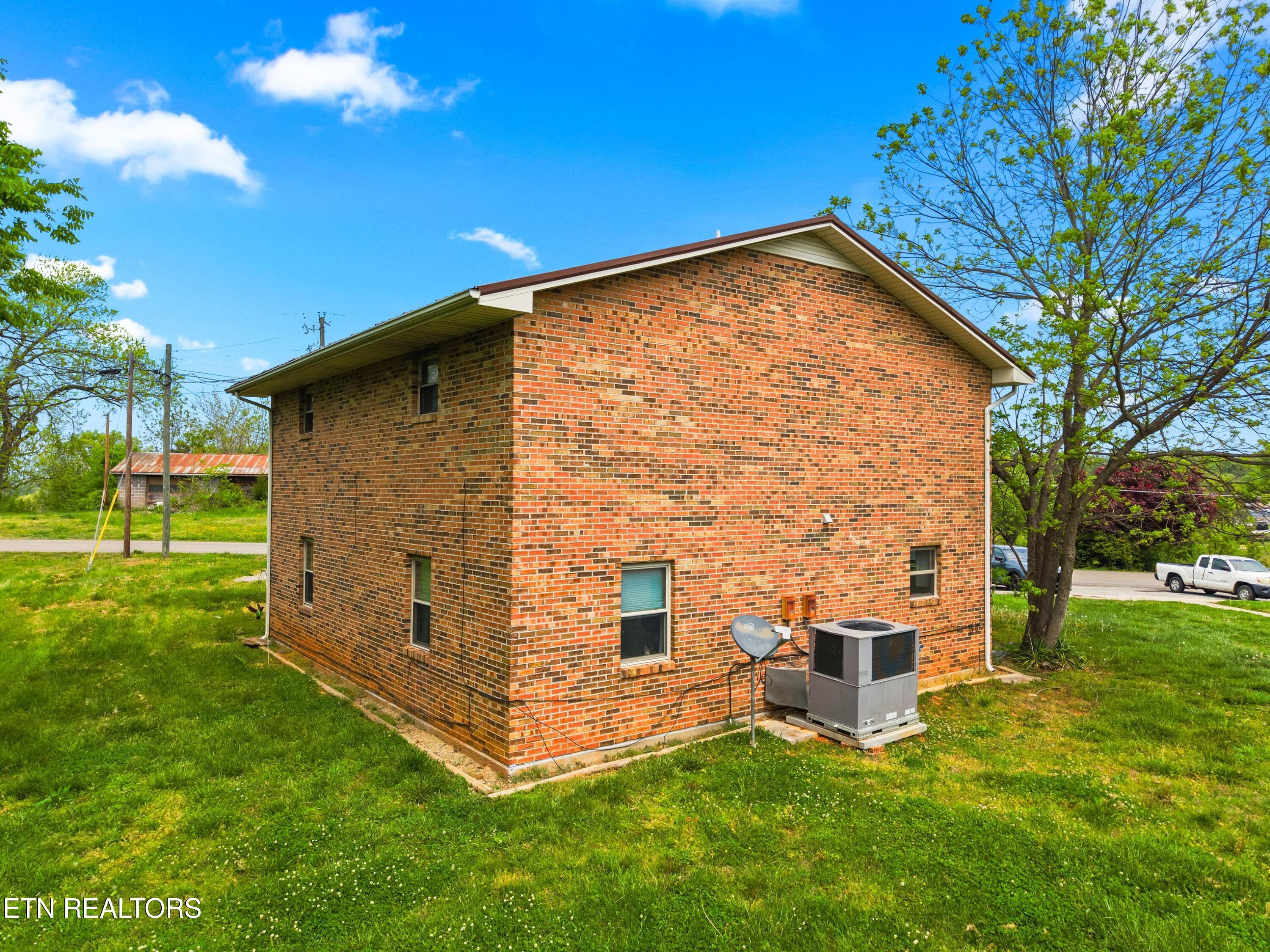 3229 Blue Springs Road Strawberry Plains TN 37871