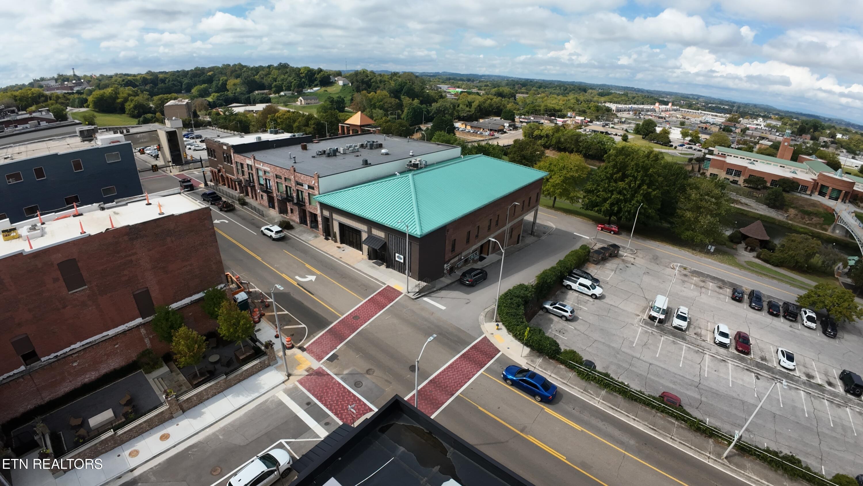 161 E Harper Avenue Maryville TN 37804
