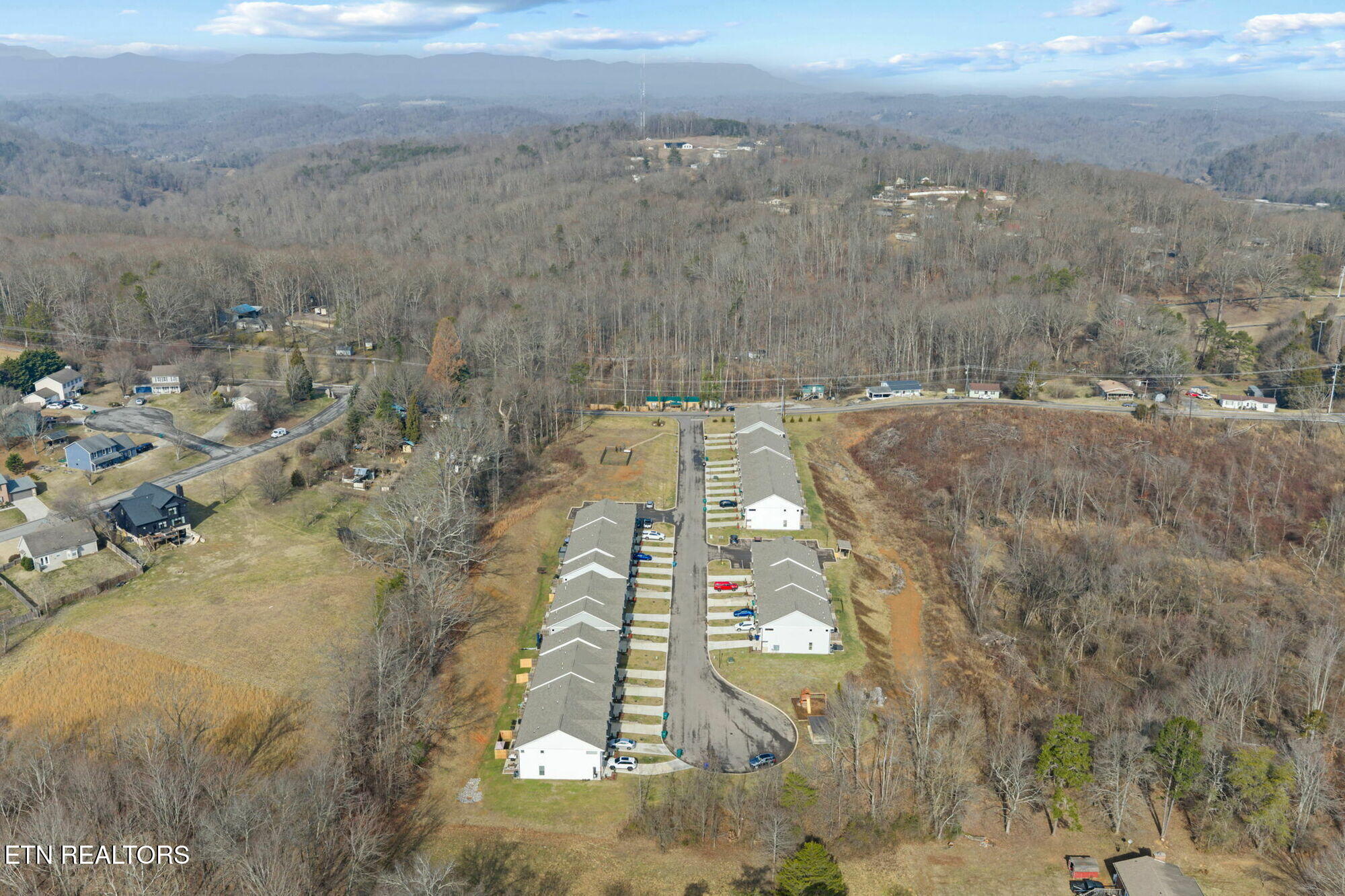 8456 Whisper Lane Powell TN 37849
