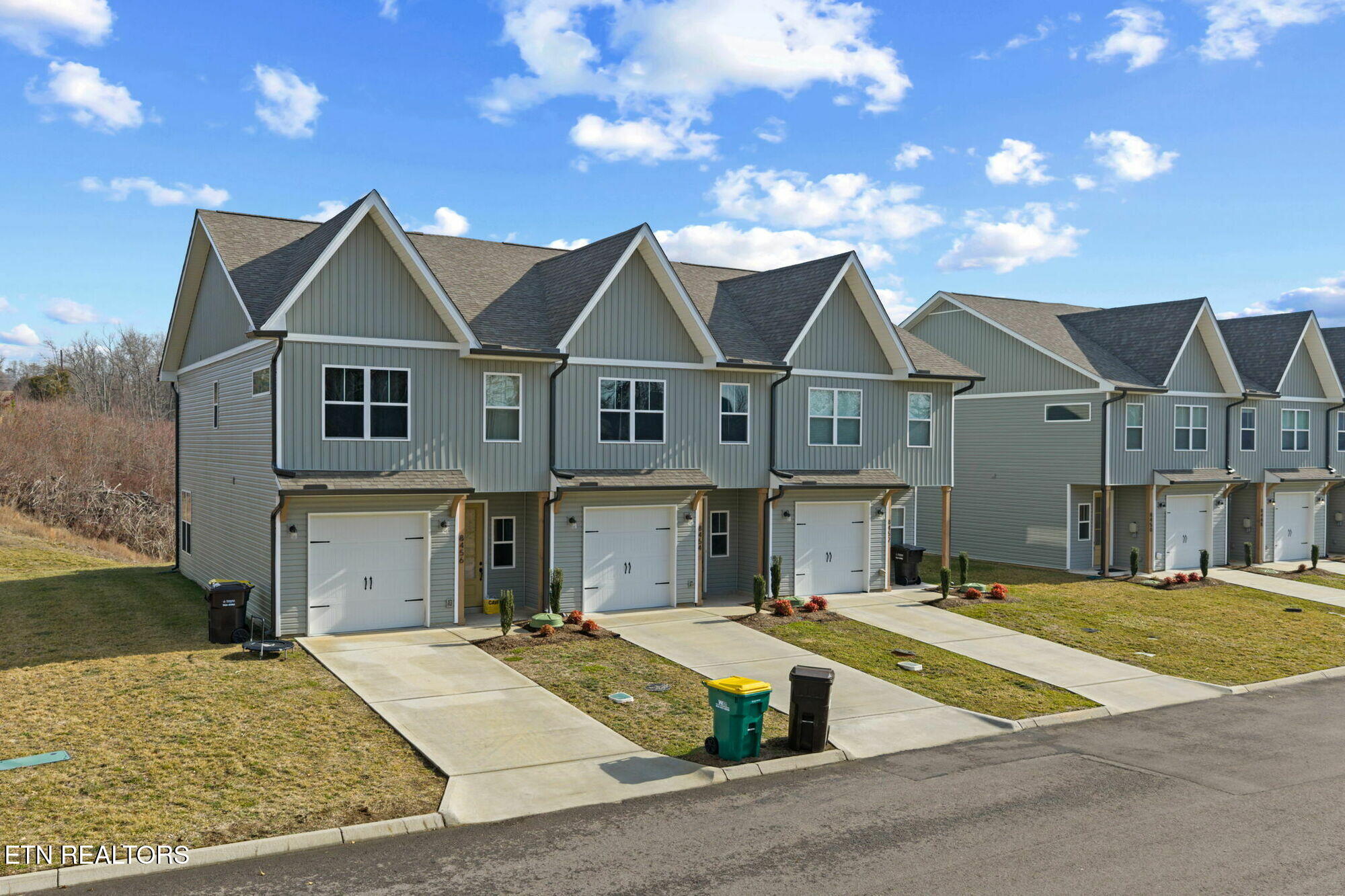 8456 Whisper Lane Powell TN 37849