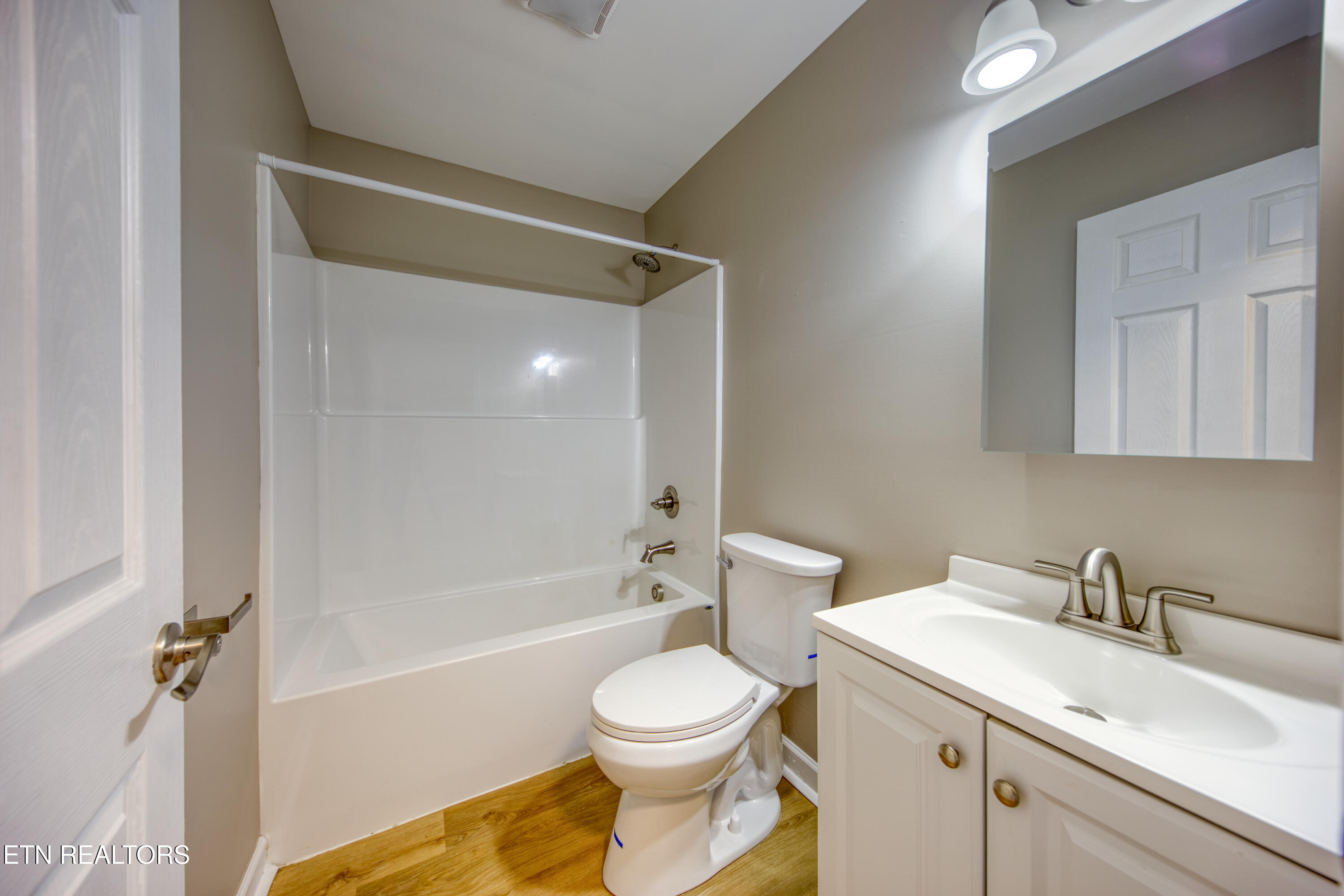 104 E Maire Avenue Clinton TN 37716