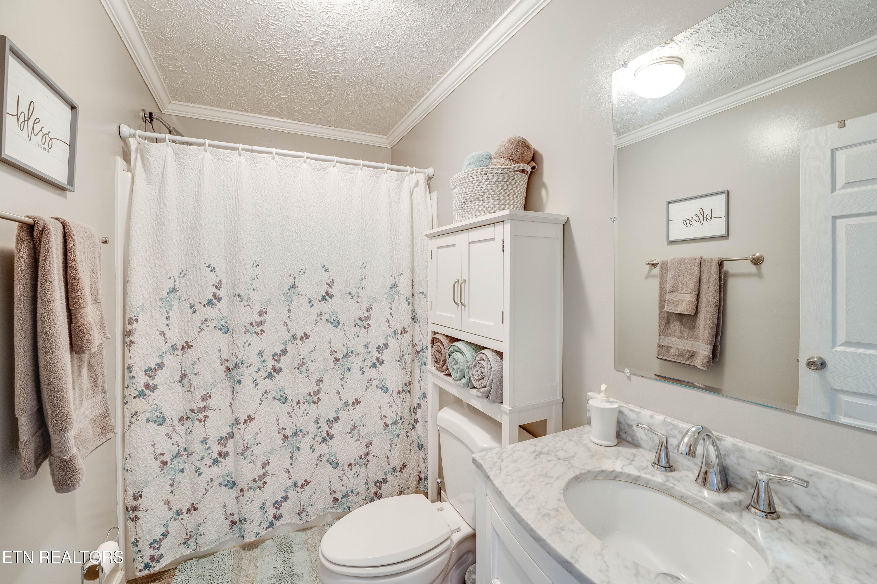 1418 Gulley River Road Harrogate TN 37752