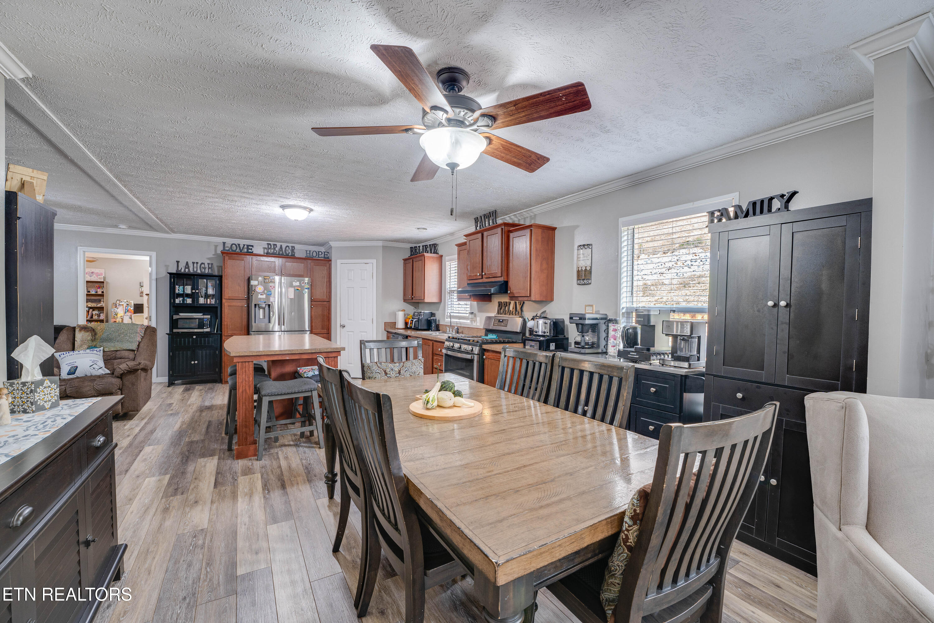 1418 Gulley River Road Harrogate TN 37752