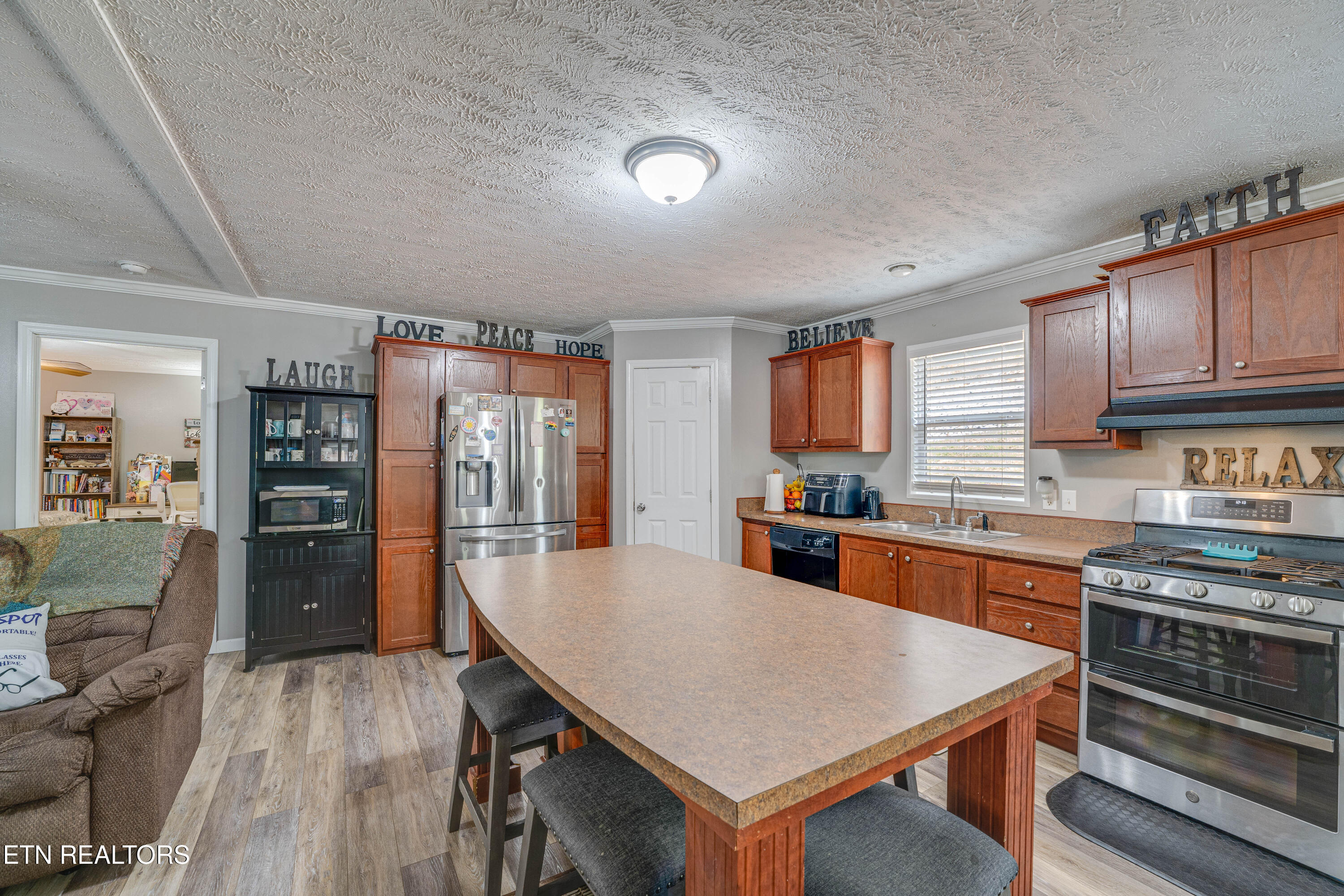 1418 Gulley River Road Harrogate TN 37752