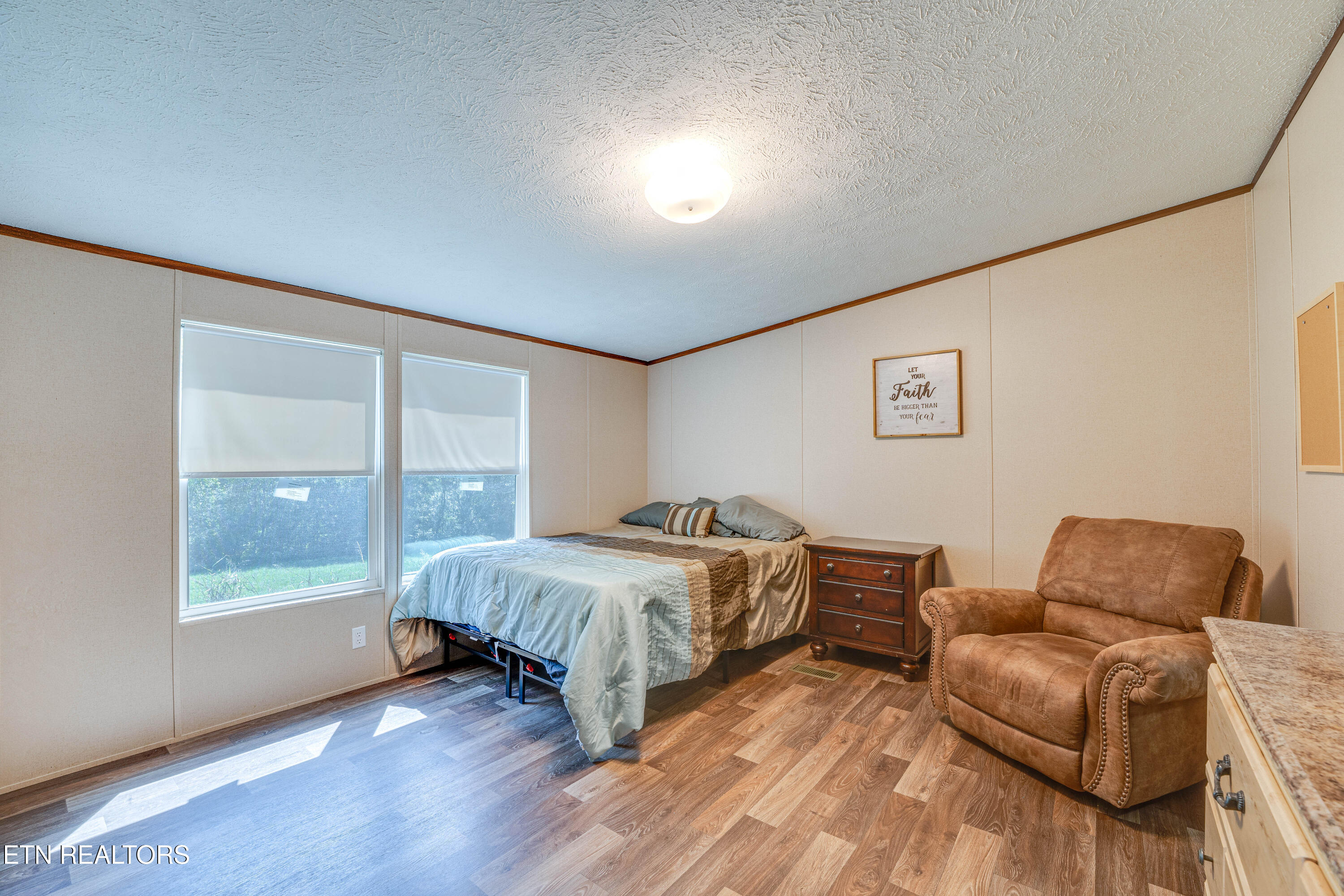 1418 Gulley River Road Harrogate TN 37752