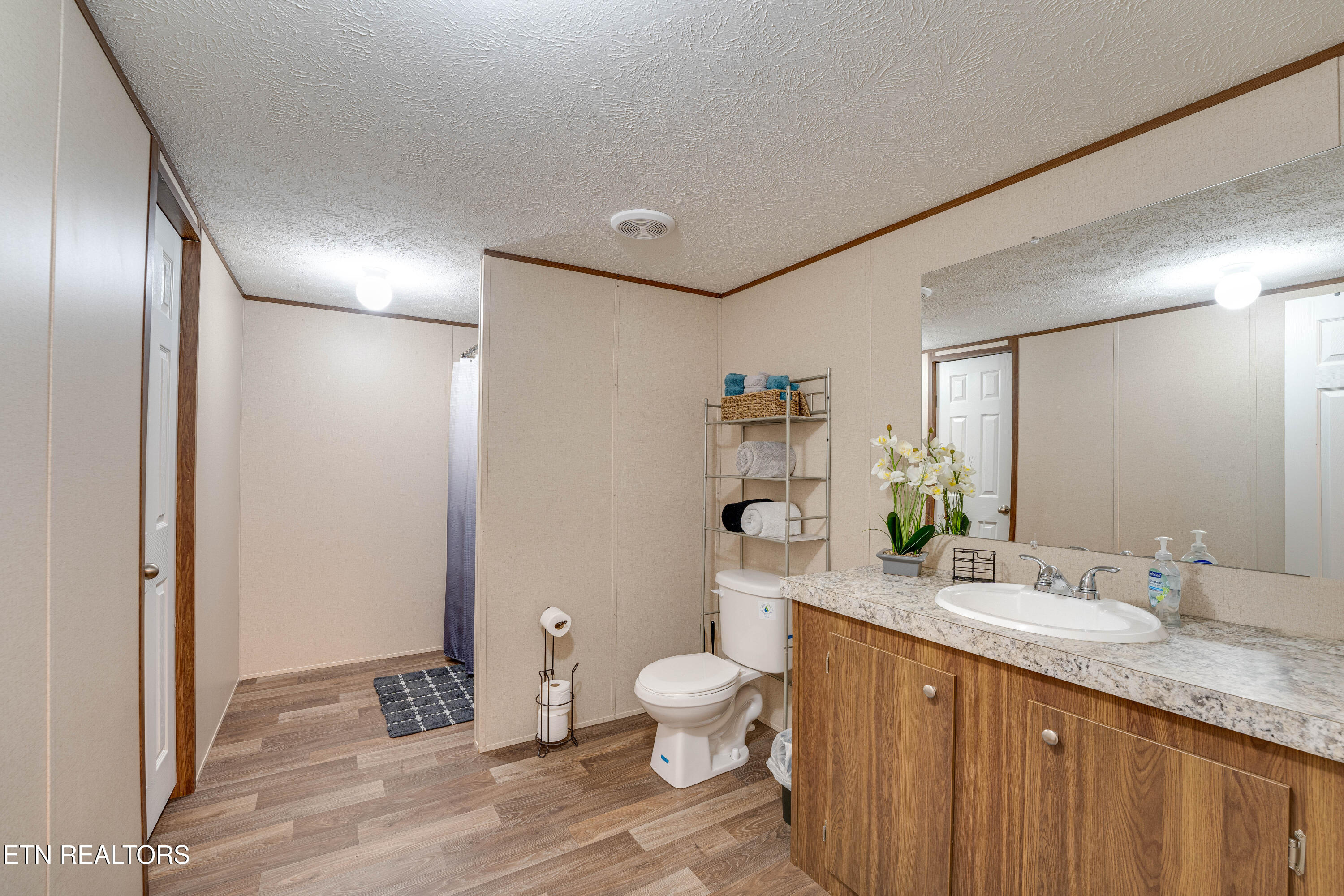 1418 Gulley River Road Harrogate TN 37752