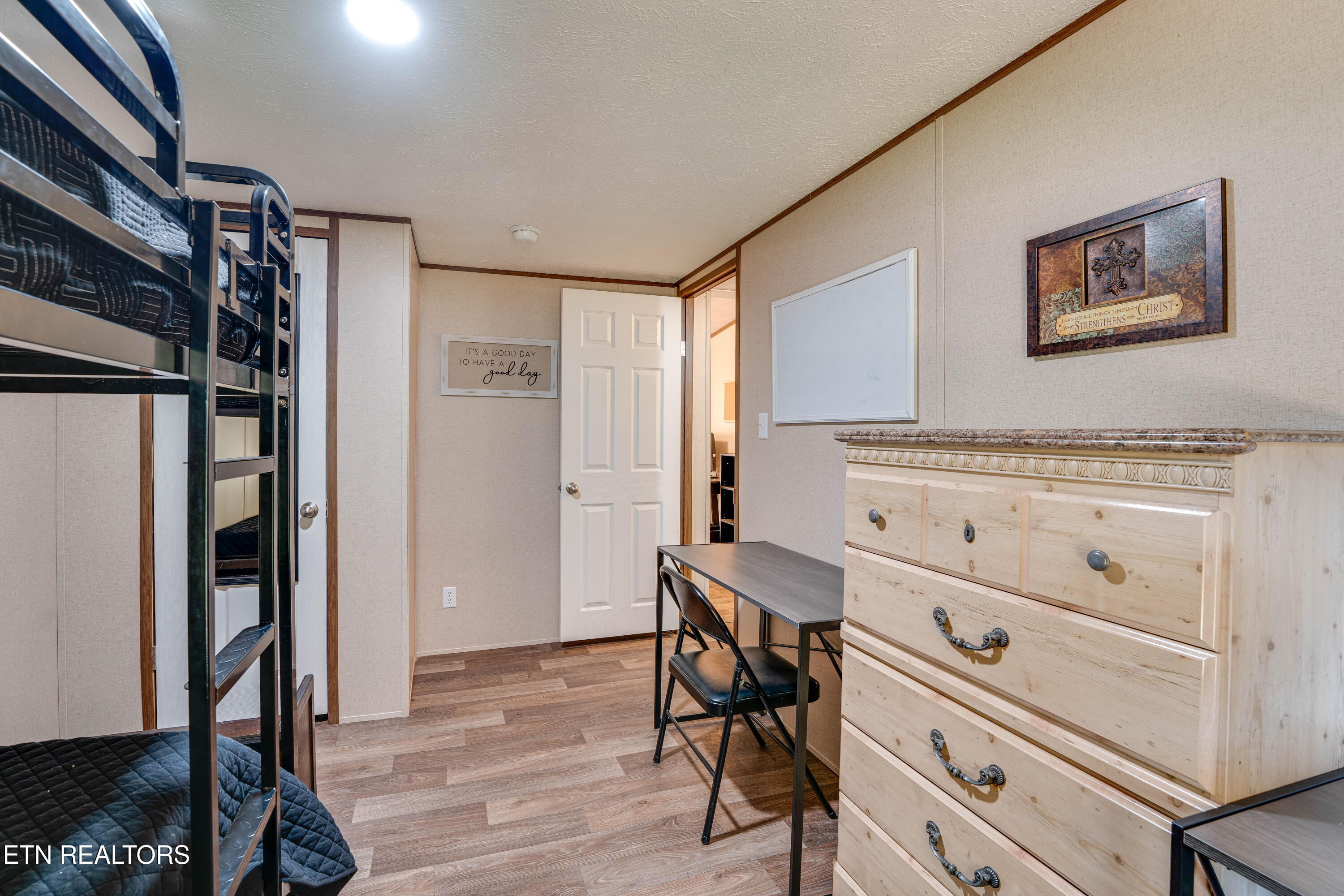 1418 Gulley River Road Harrogate TN 37752