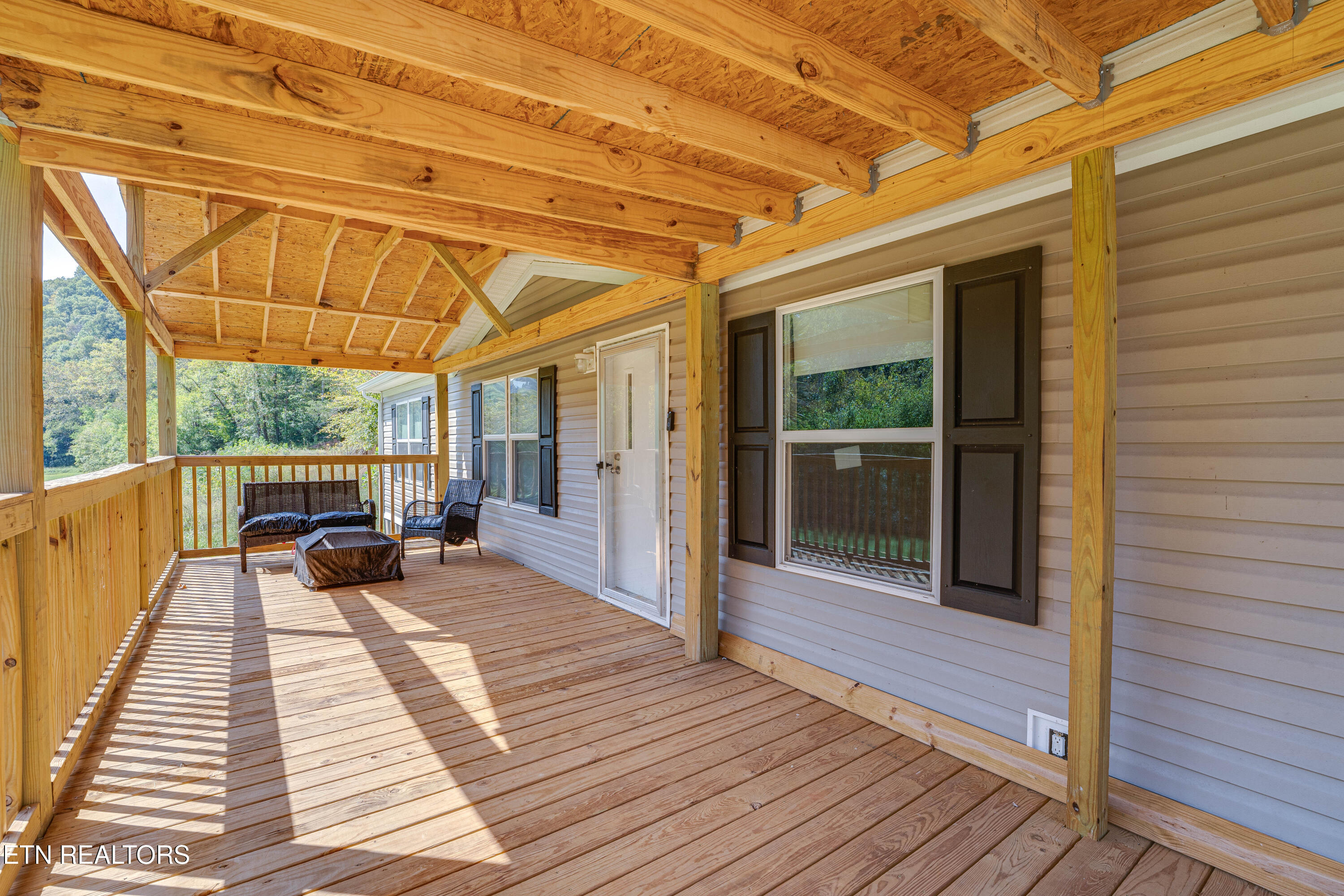 1418 Gulley River Road Harrogate TN 37752