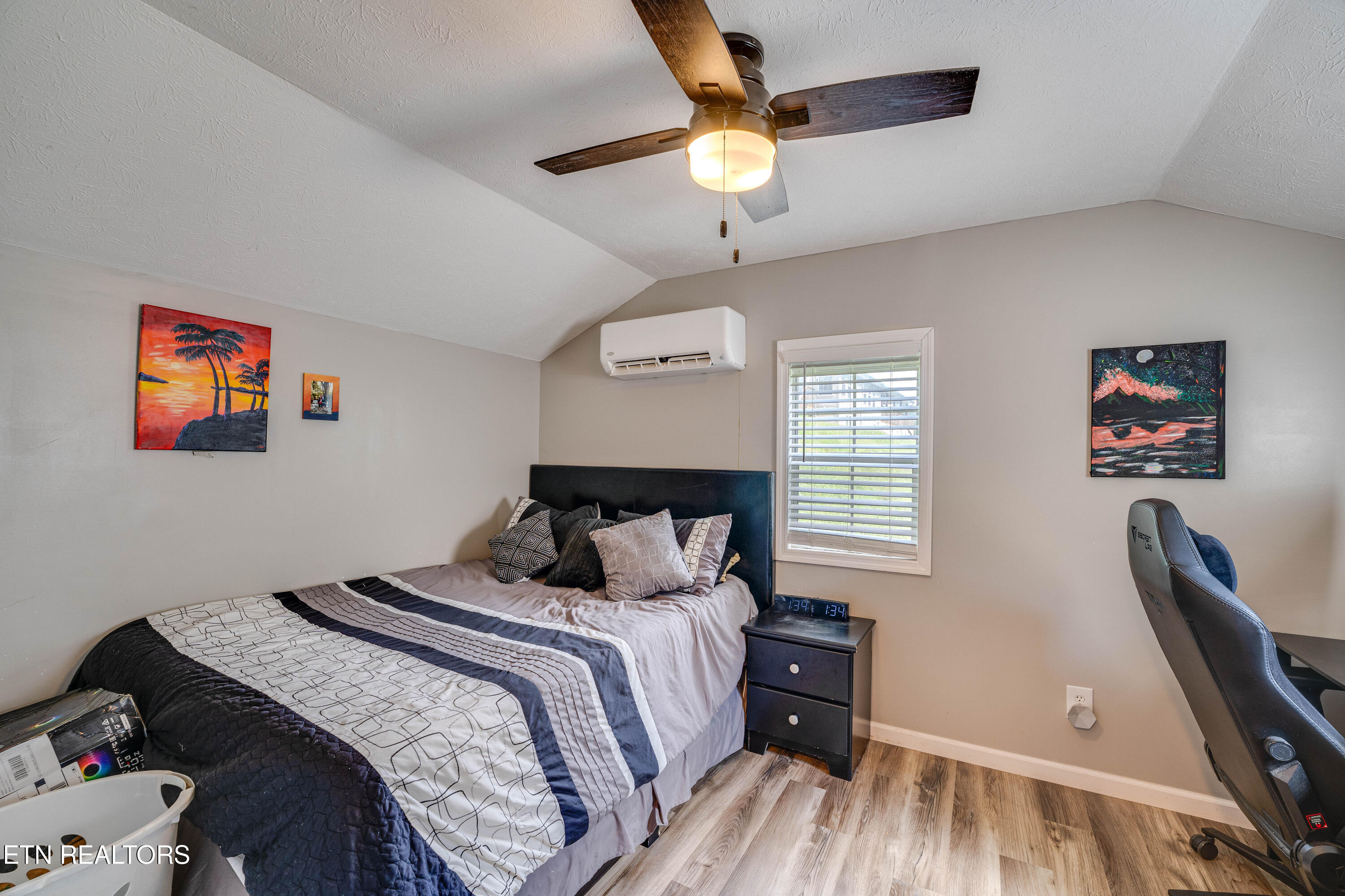 1418 Gulley River Road Harrogate TN 37752