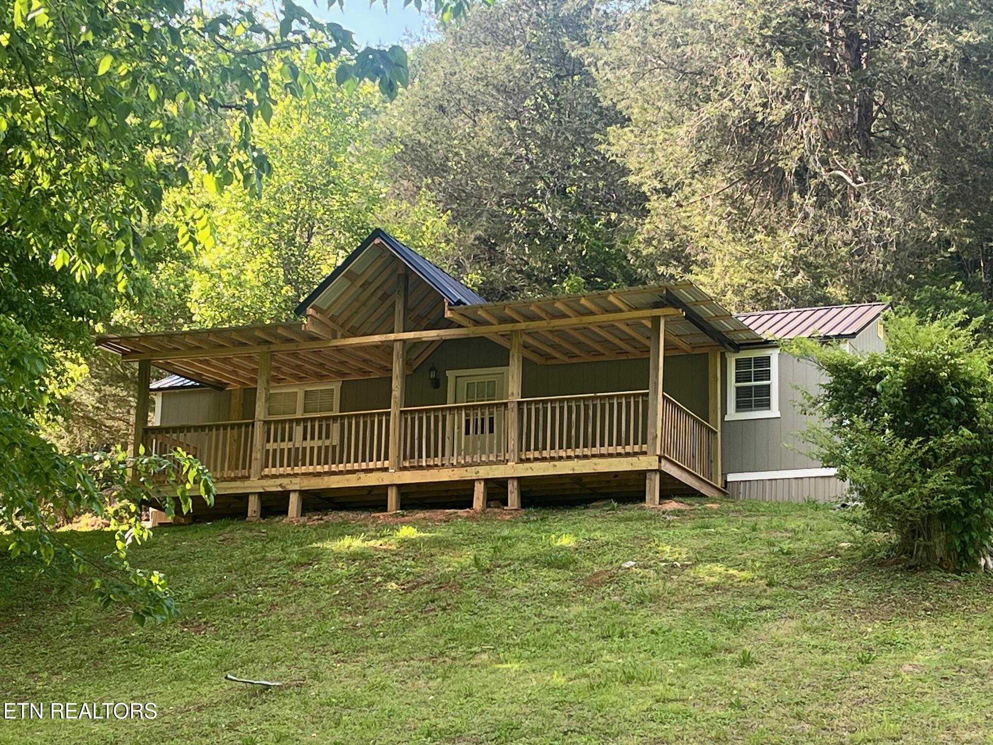 1418 Gulley River Road Harrogate TN 37752