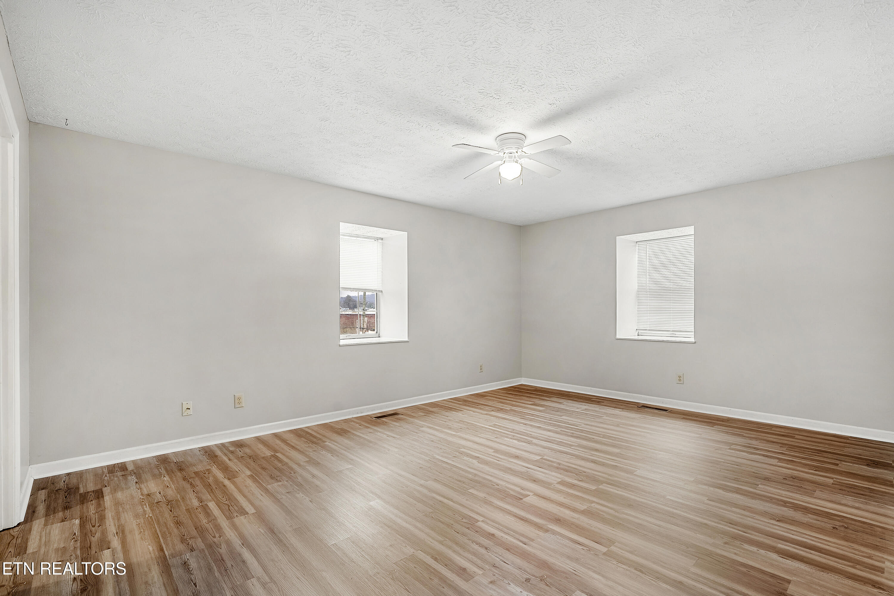 2517 Cedar Lane Knoxville TN 37918