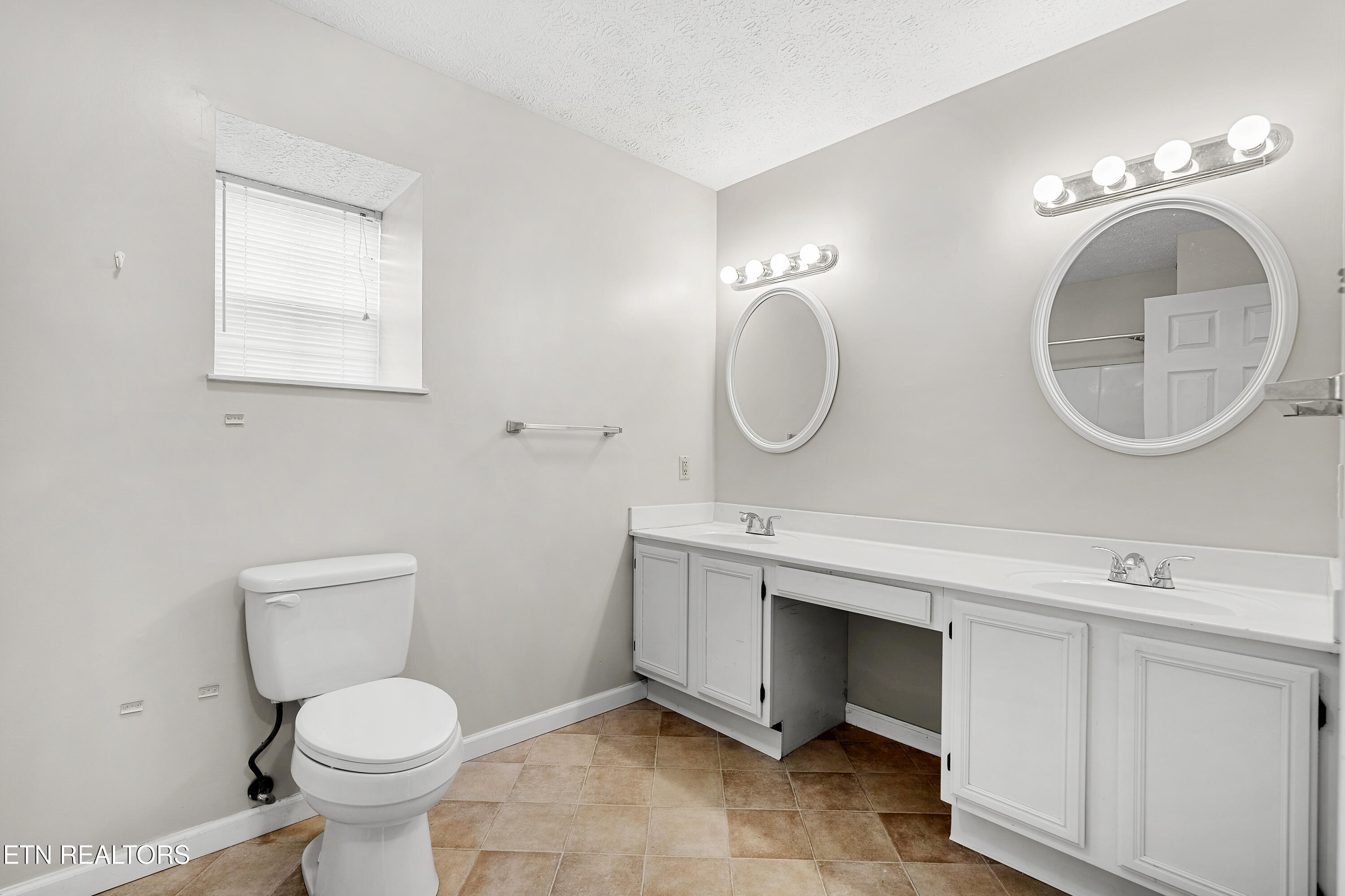 2517 Cedar Lane Knoxville TN 37918