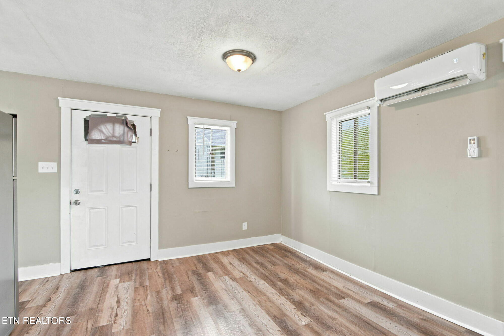 206 Ferry Street Loudon TN 37774