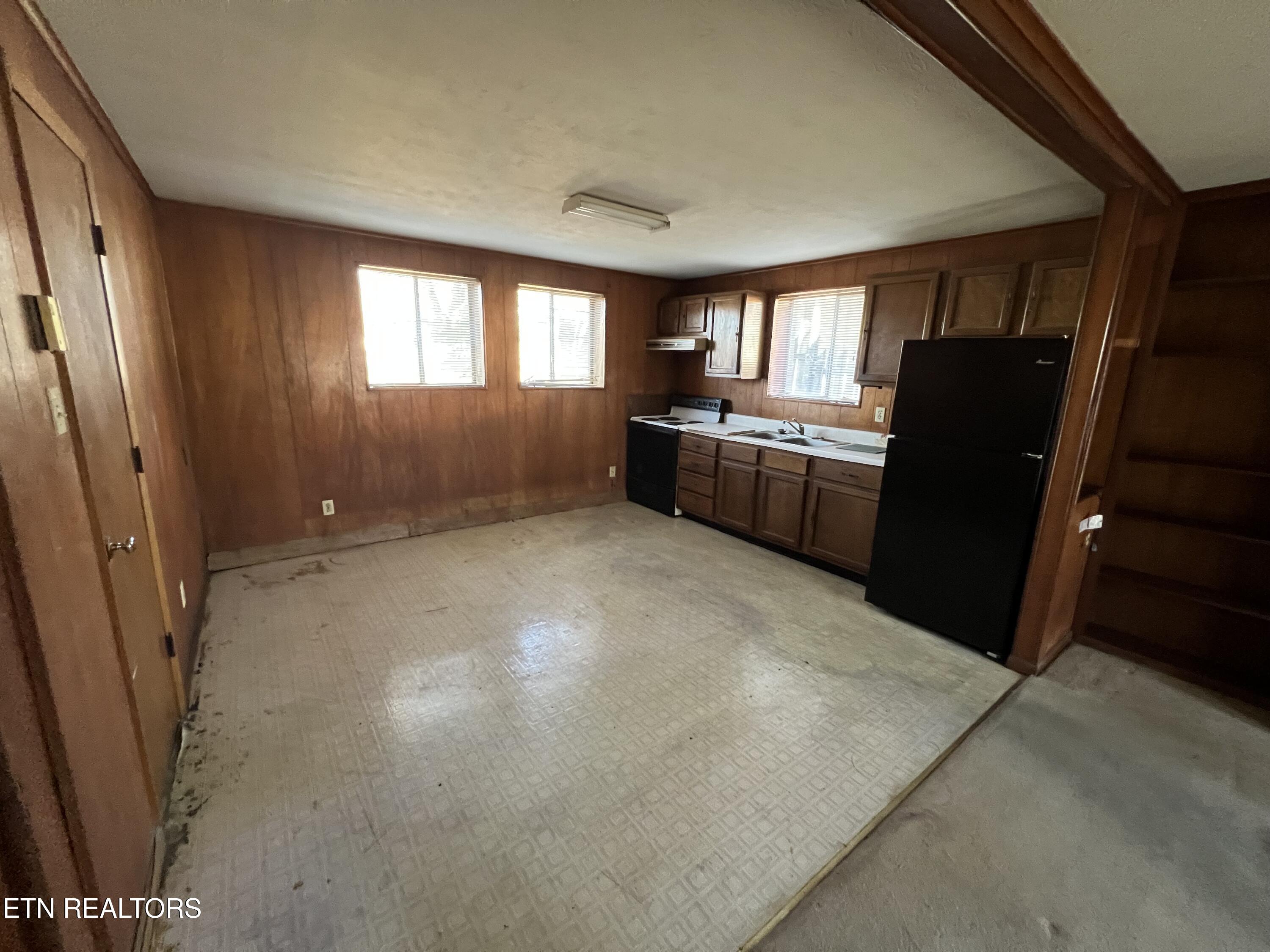 978 Camp Street Wartburg TN 37887