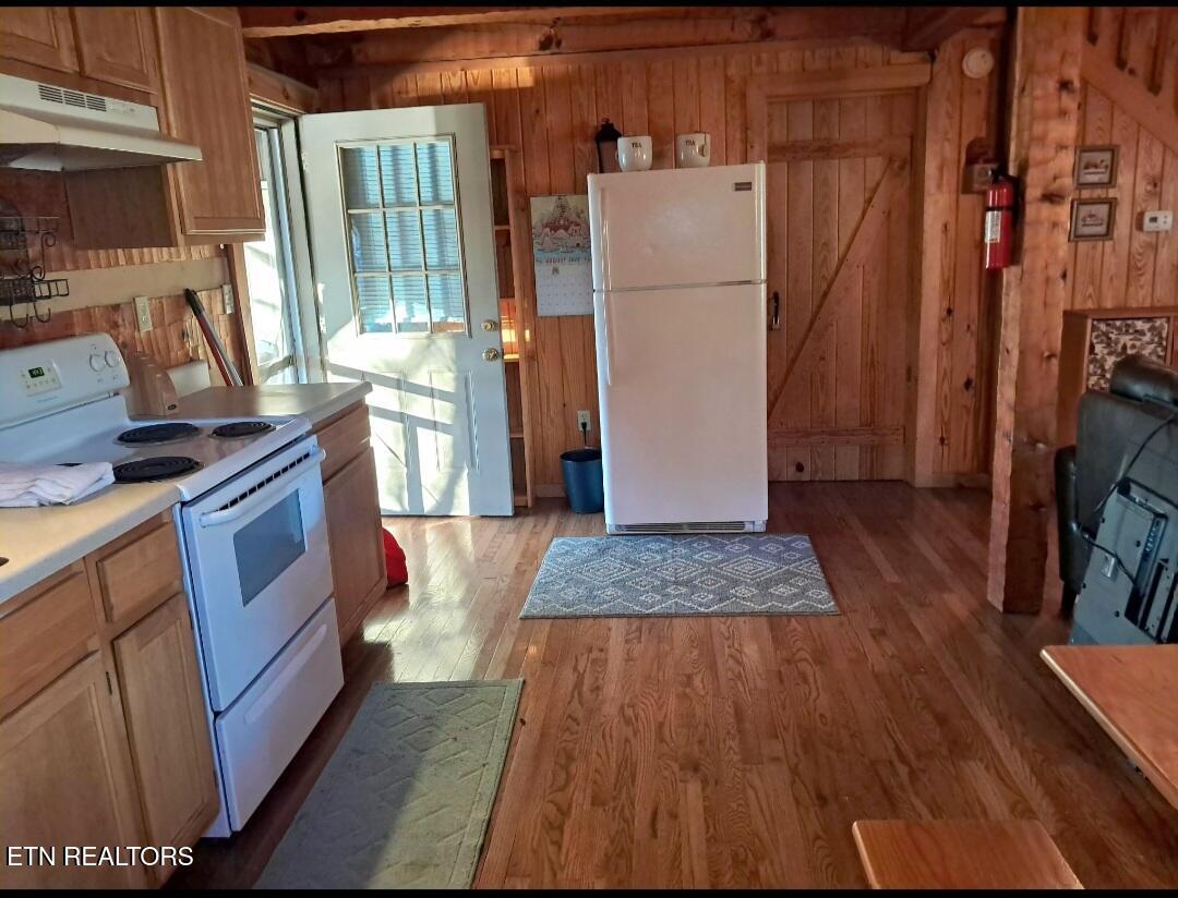 2741-2743 Cosby Highway Cosby TN 37722