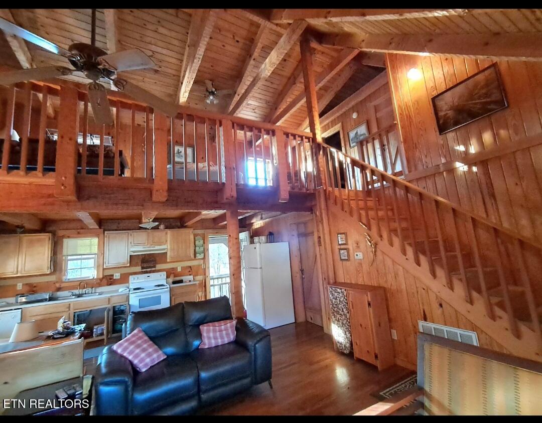 2741-2743 Cosby Highway Cosby TN 37722