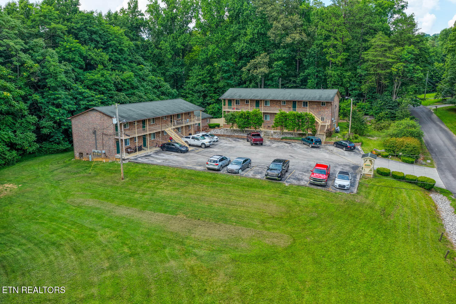 2810&2812 Daybreak Way Strawberry Plains TN 37871