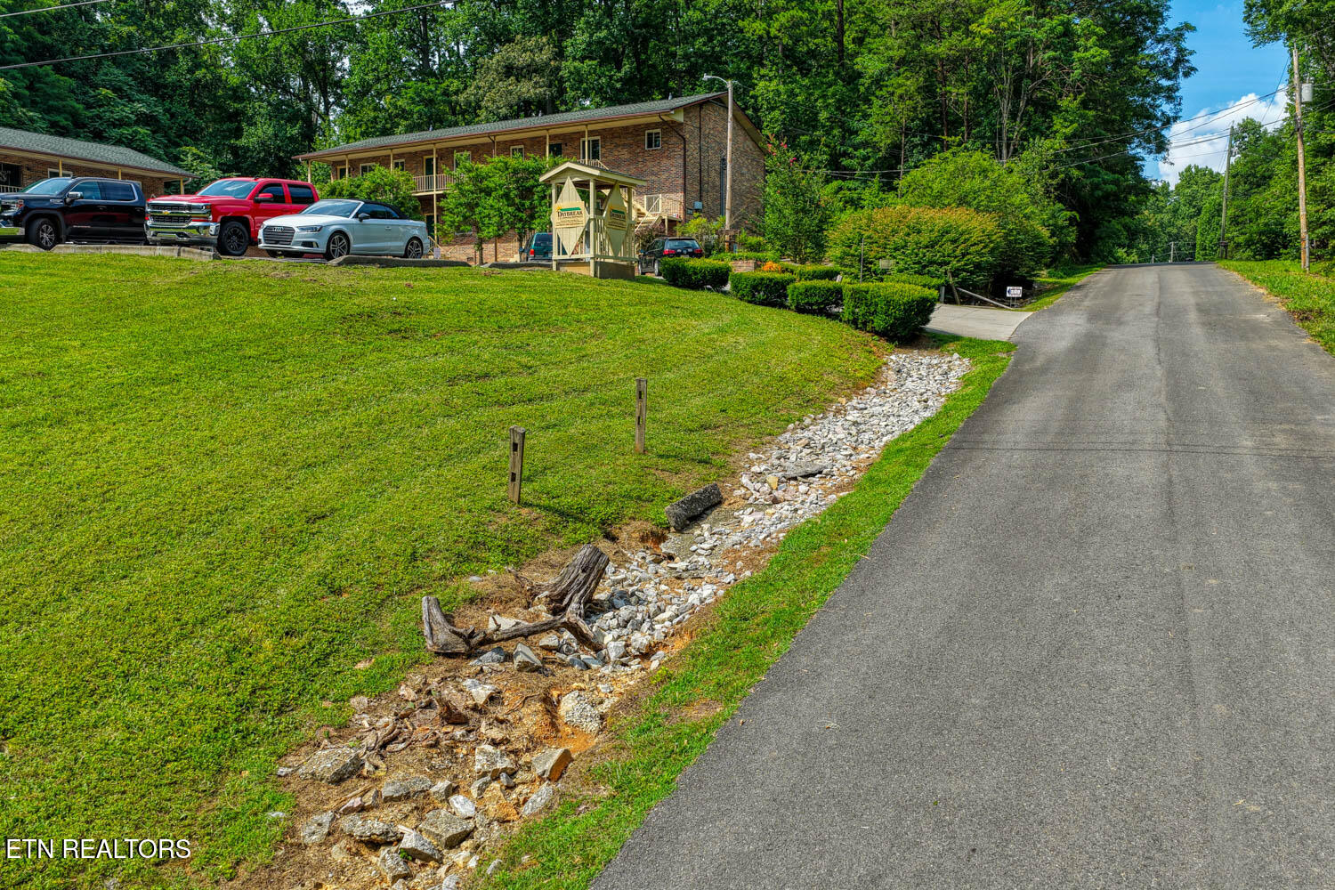 2810&2812 Daybreak Way Strawberry Plains TN 37871