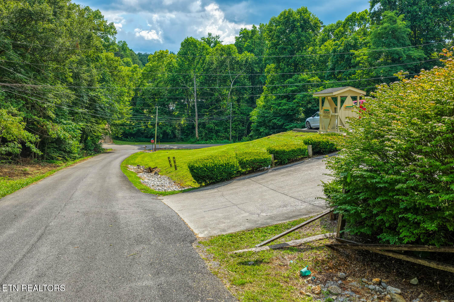 2810&2812 Daybreak Way Strawberry Plains TN 37871