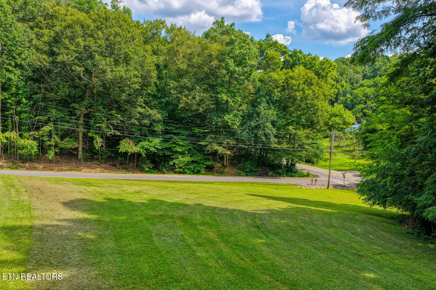 2810&2812 Daybreak Way Strawberry Plains TN 37871